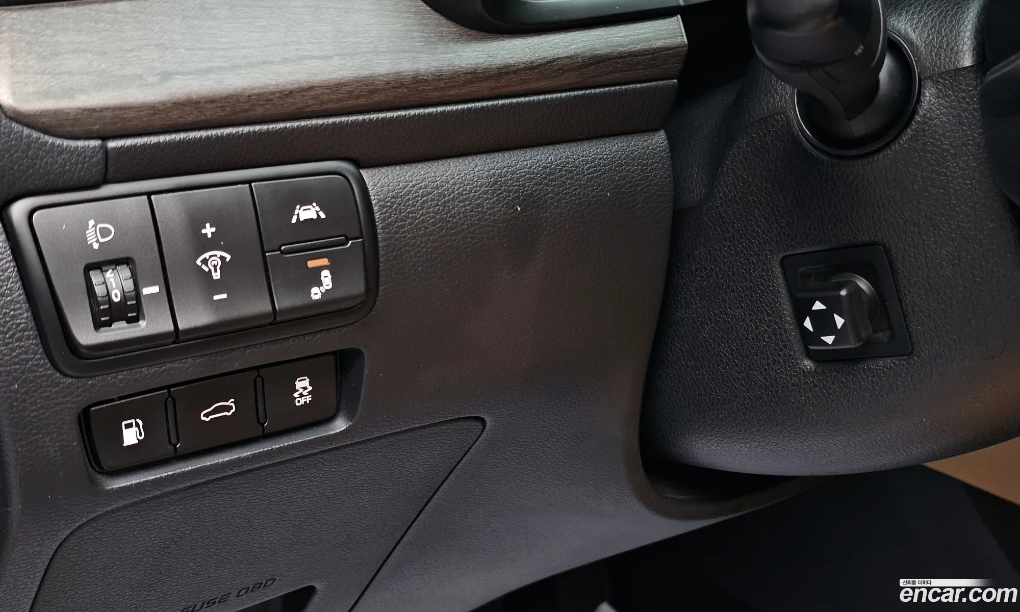 Kia K7 Premier 2019 — 28