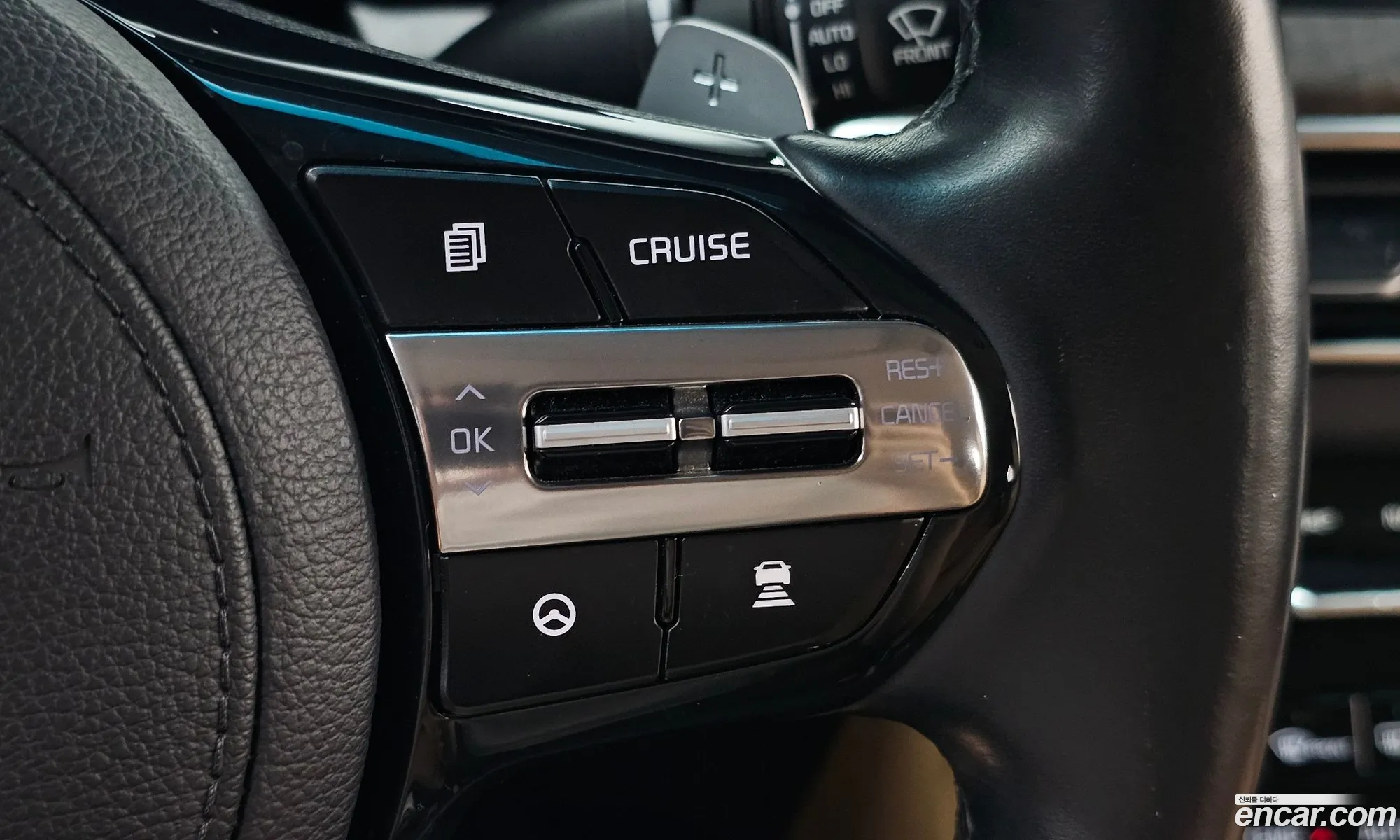 Kia K7 Premier 2019 — 26