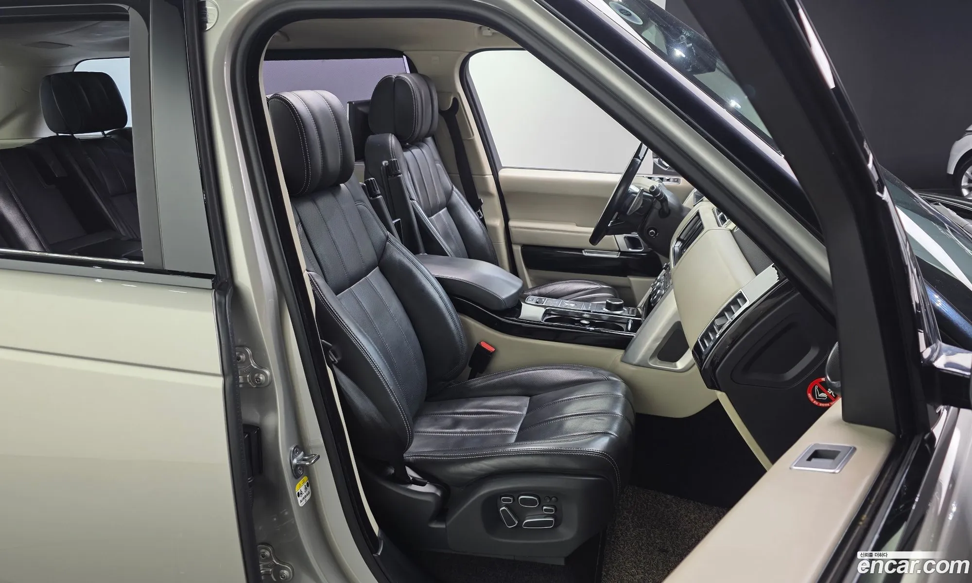 Land Rover Range Rover 2015 SALGA3JF3FA205274 — 14