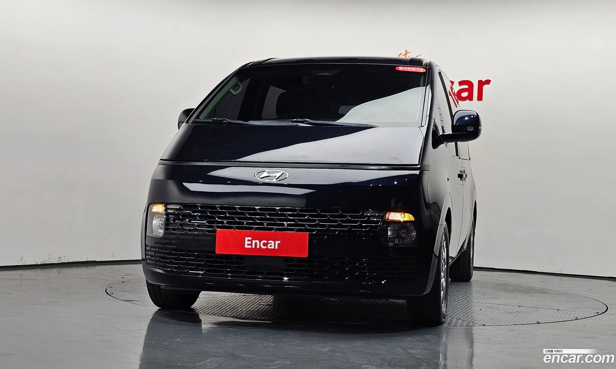 Hyundai Staria 2021 — 3