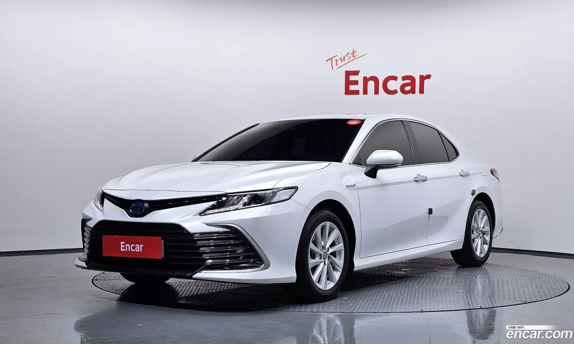 Toyota Camry 2023 — 31