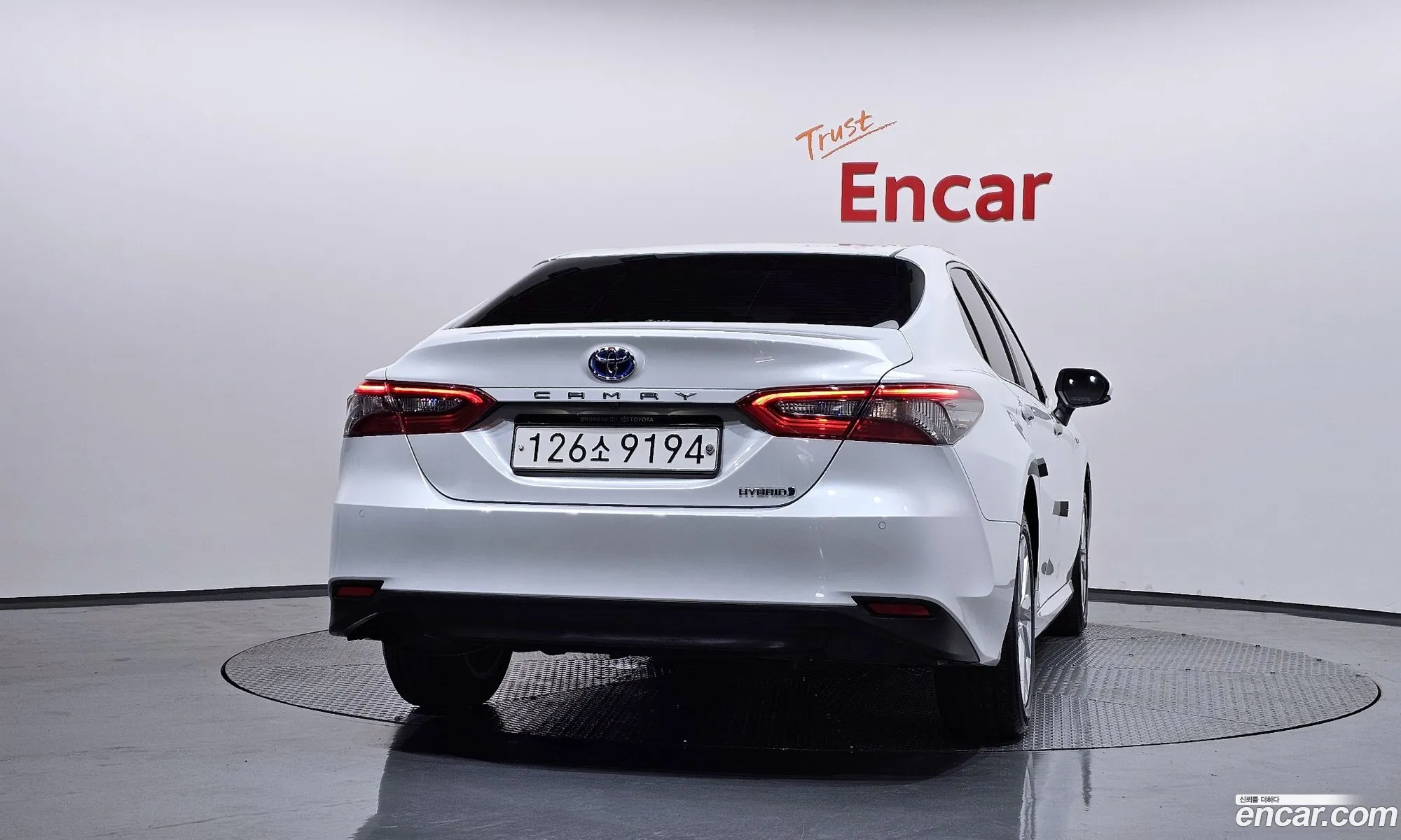 Toyota Camry 2023 — 7