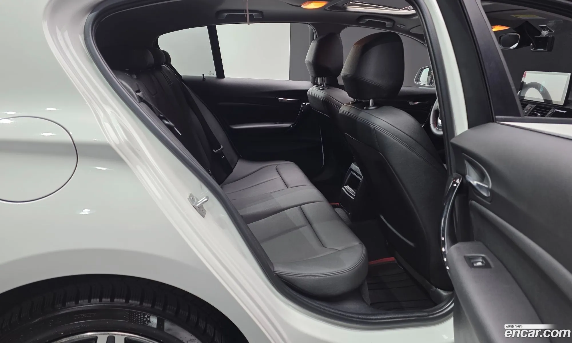 BMW 1 Series 2018 — 12