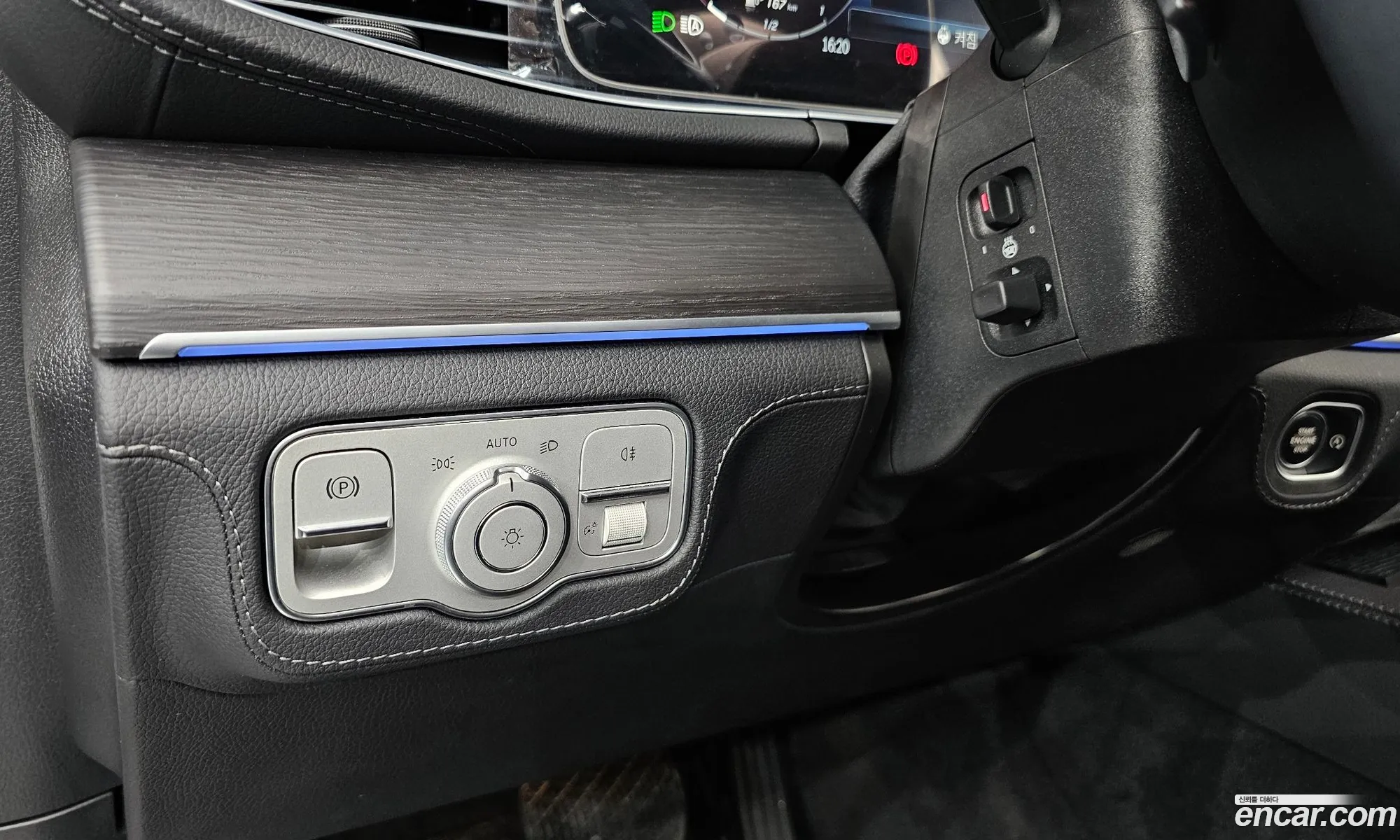 Mercedes-Benz GLE-Class W167 2024 — 29
