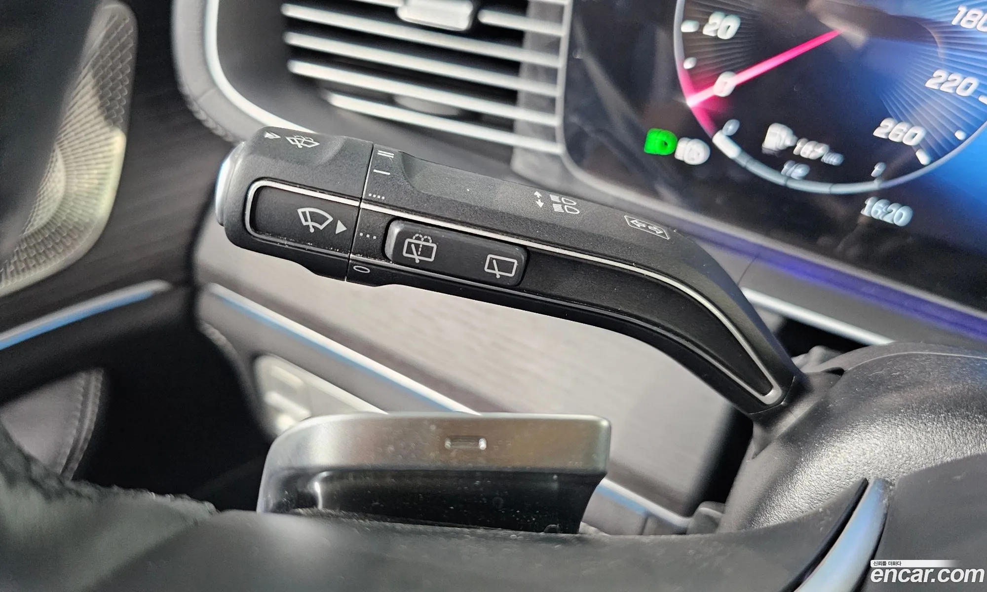 Mercedes-Benz GLE-Class W167 2024 — 27