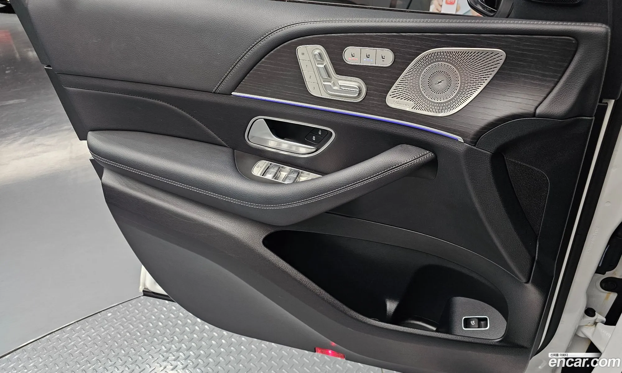 Mercedes-Benz GLE-Class W167 2024 — 25