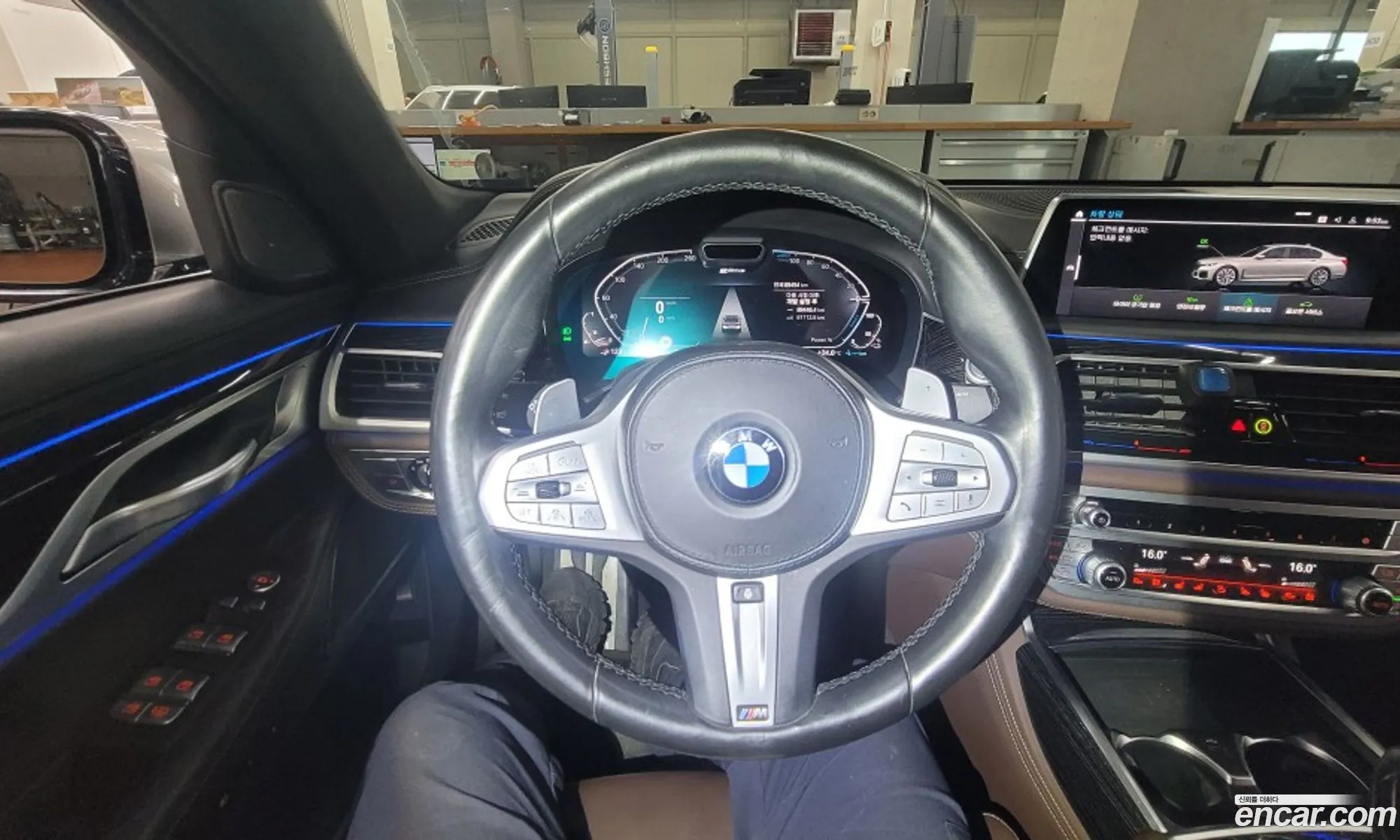 BMW 7 Series 2021 — 8
