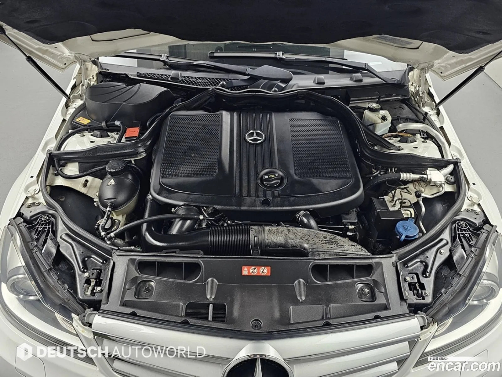Mercedes-Benz C-Class W204 2013 — 12