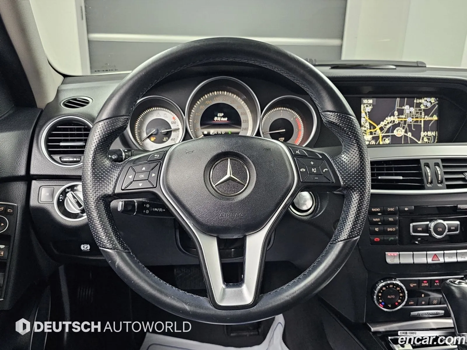 Mercedes-Benz C-Class W204 2013 — 10