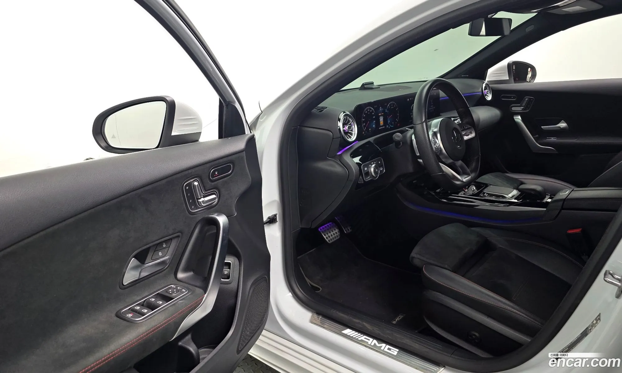 Mercedes-Benz A-Class W177 2020 — 12