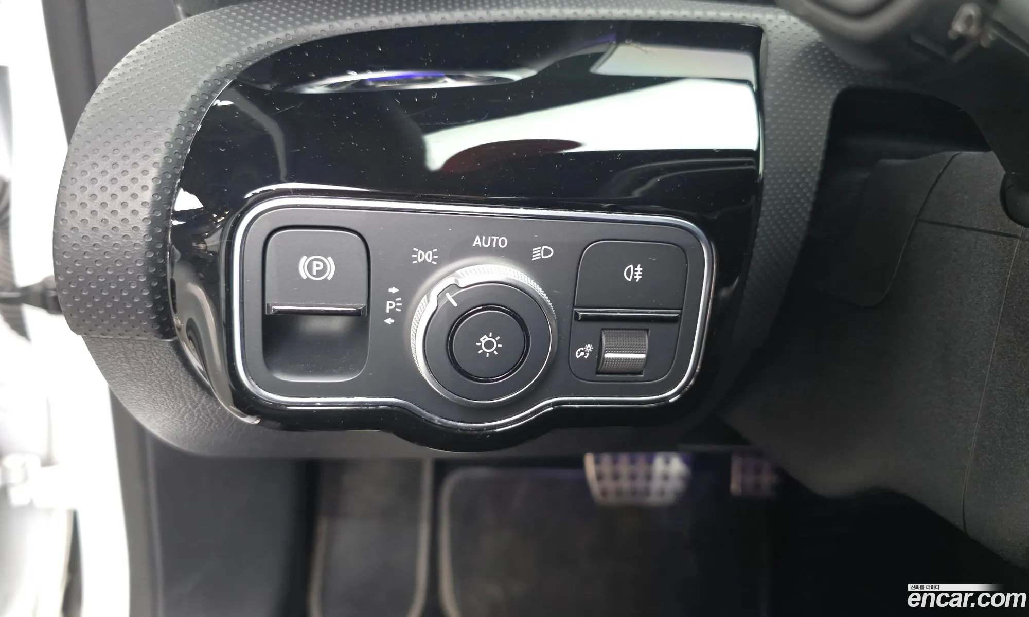 Mercedes-Benz A-Class W177 2020 — 14