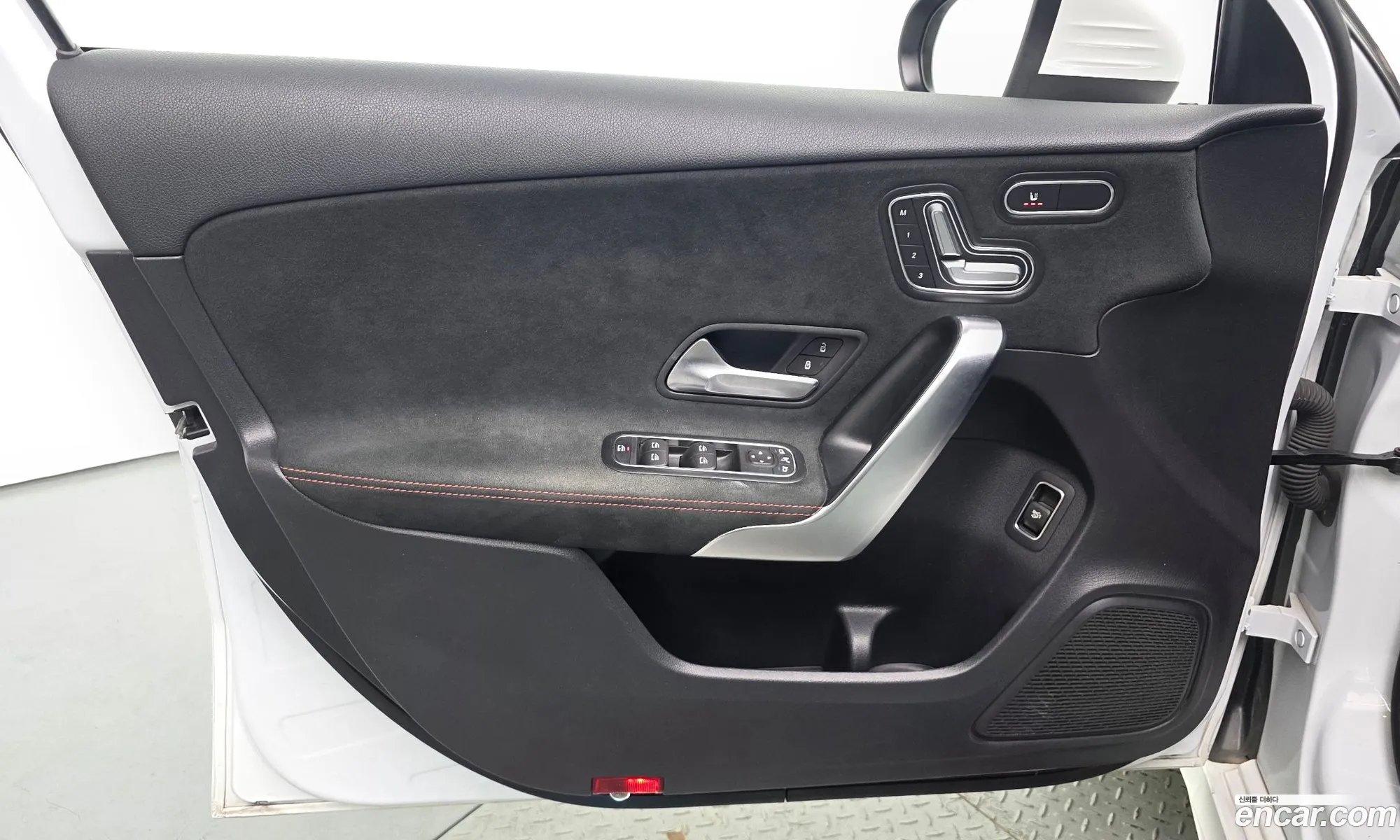 Mercedes-Benz A-Class W177 2020 — 10