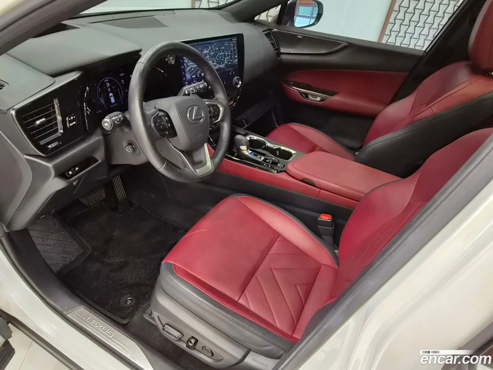 Lexus NX350h 2022 — 12