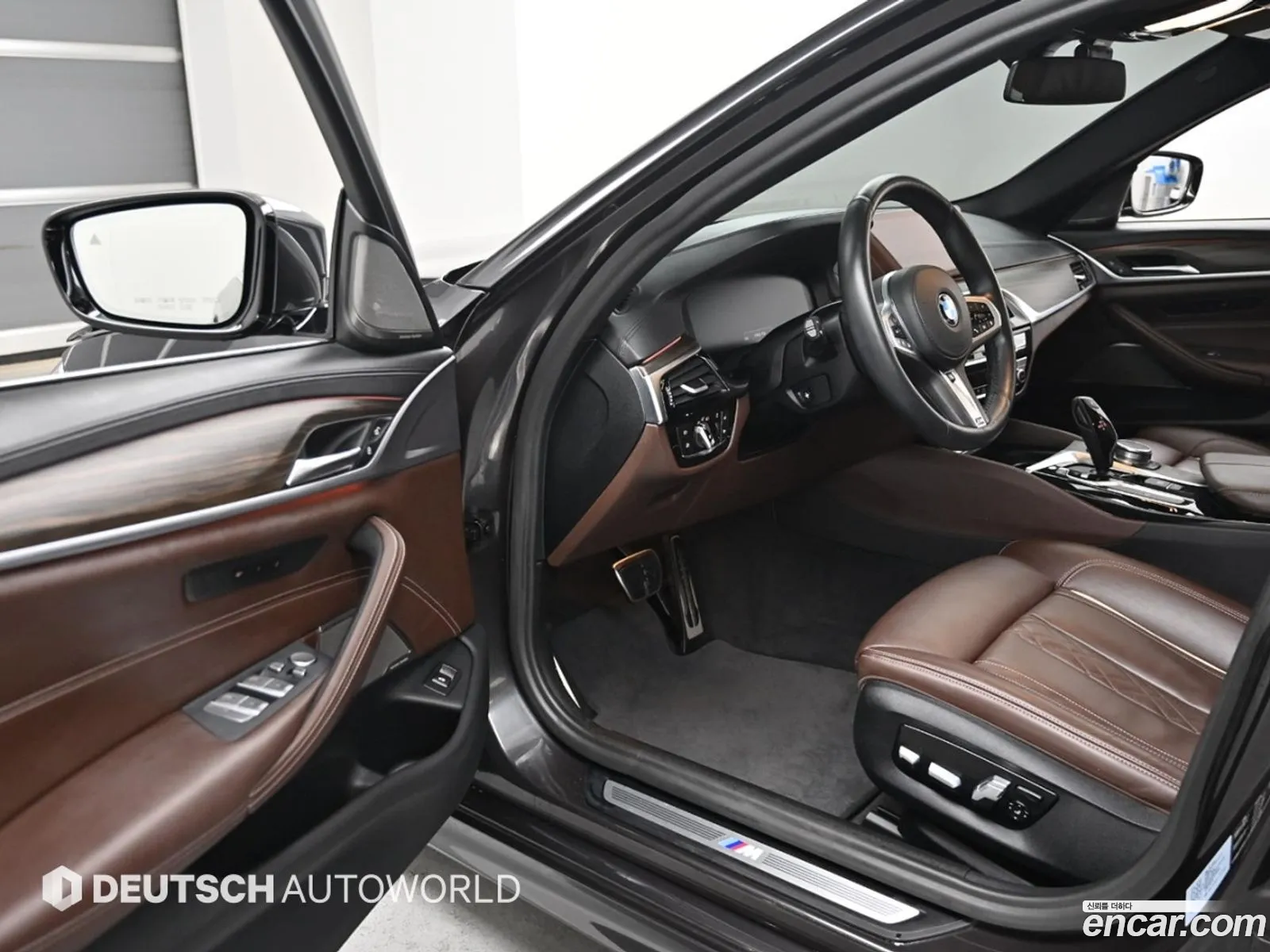 BMW 5 Series 2020 — 17