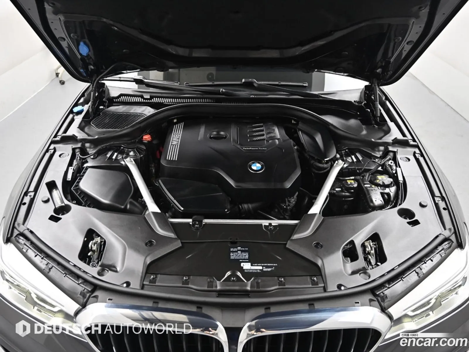 BMW 5 Series 2020 — 8