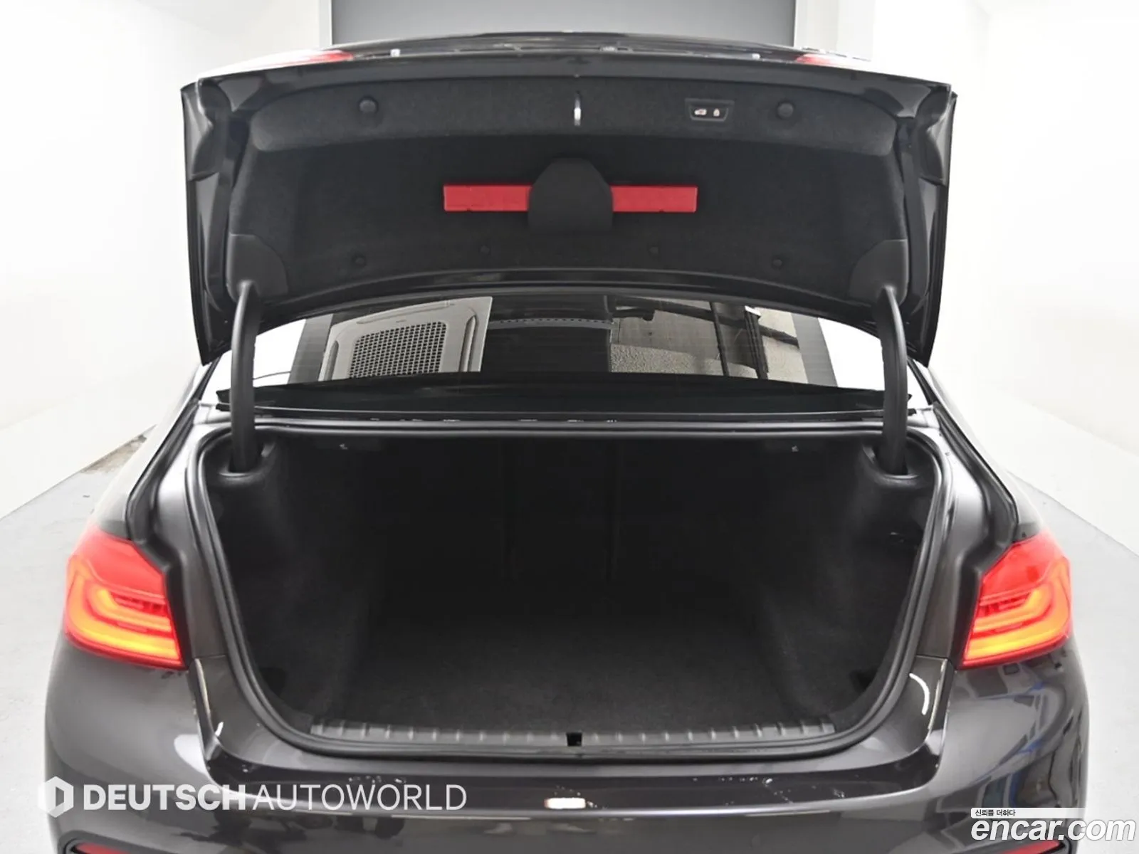 BMW 5 Series 2020 — 10