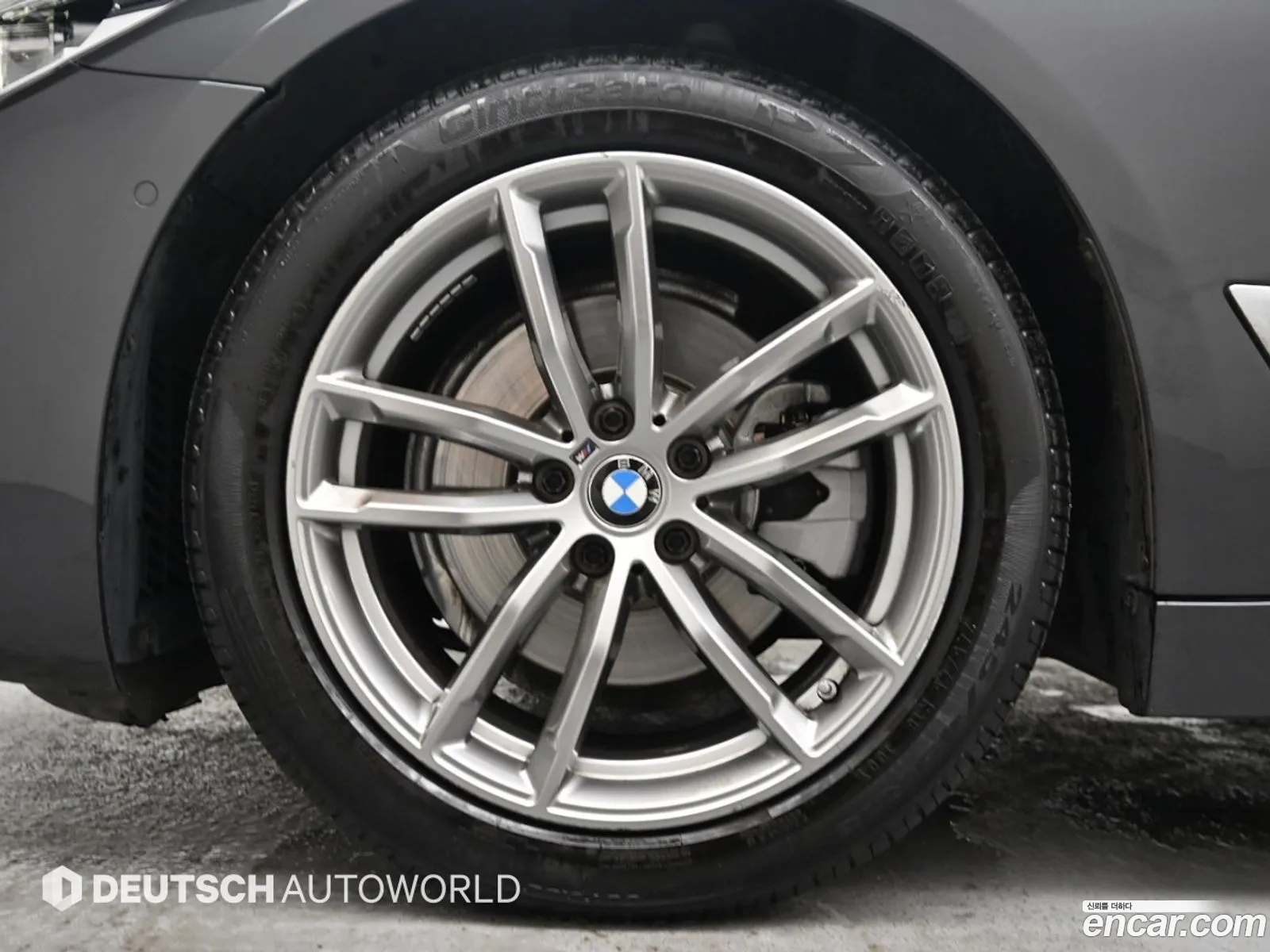 BMW 5 Series 2020 — 9