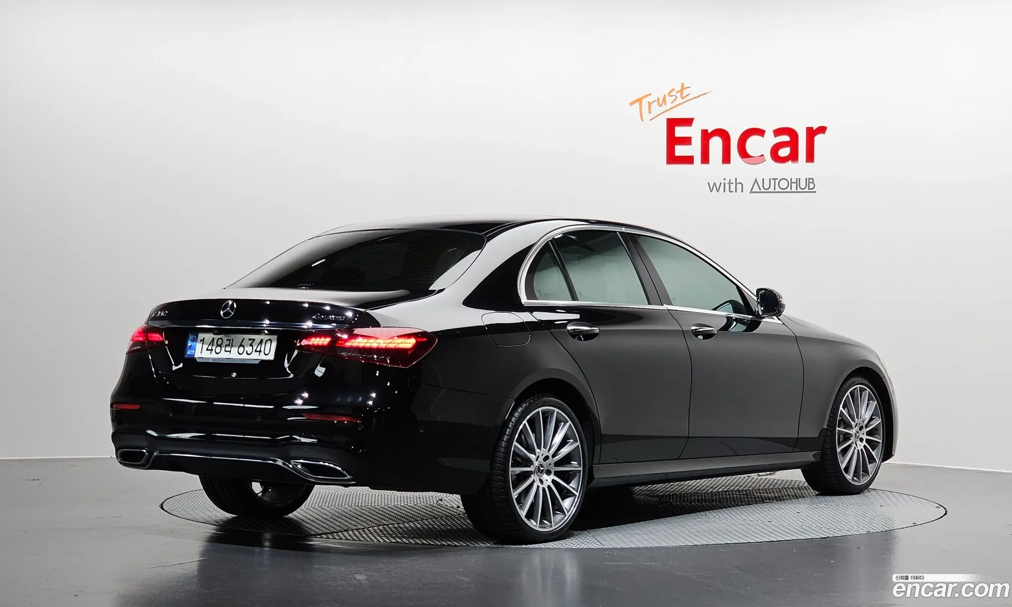 Mercedes-Benz E-Class W213 2022 — 28
