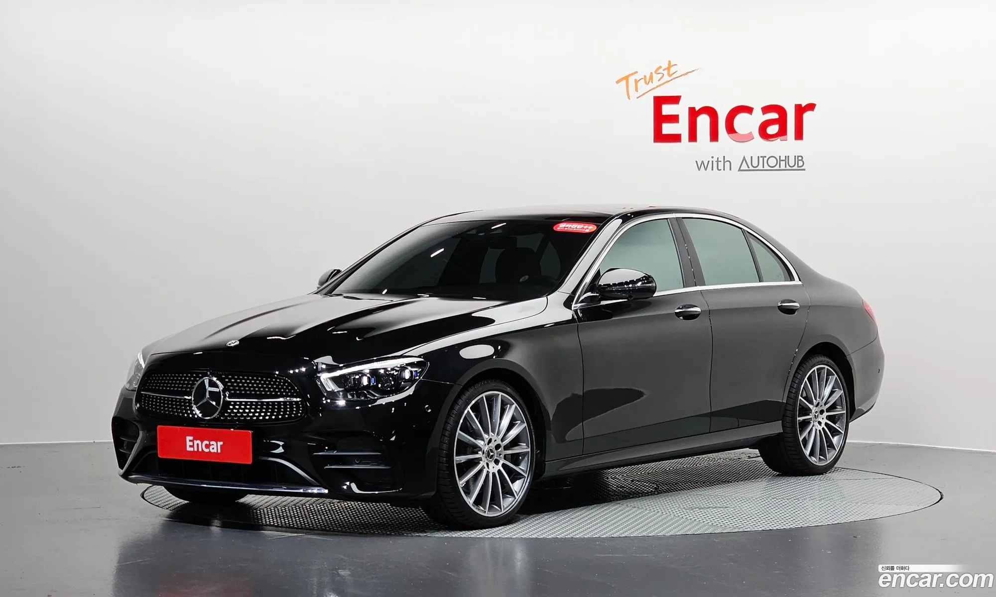 Mercedes-Benz E-Class W213 2022 — 25