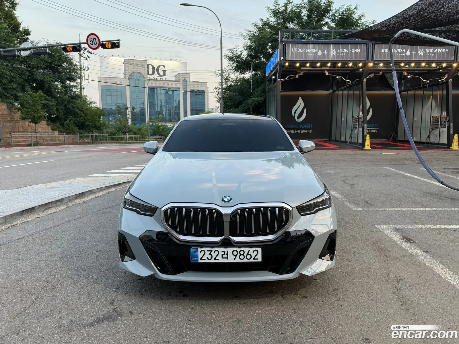 BMW 5 Series 2025 — 12