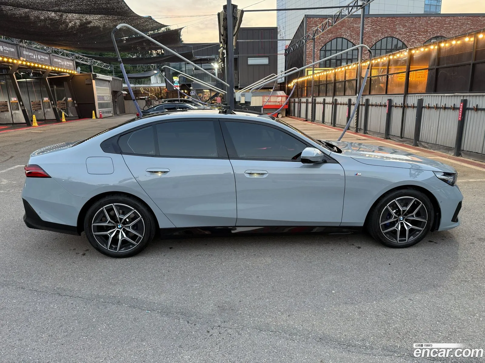 BMW 5 Series 2025 — 14