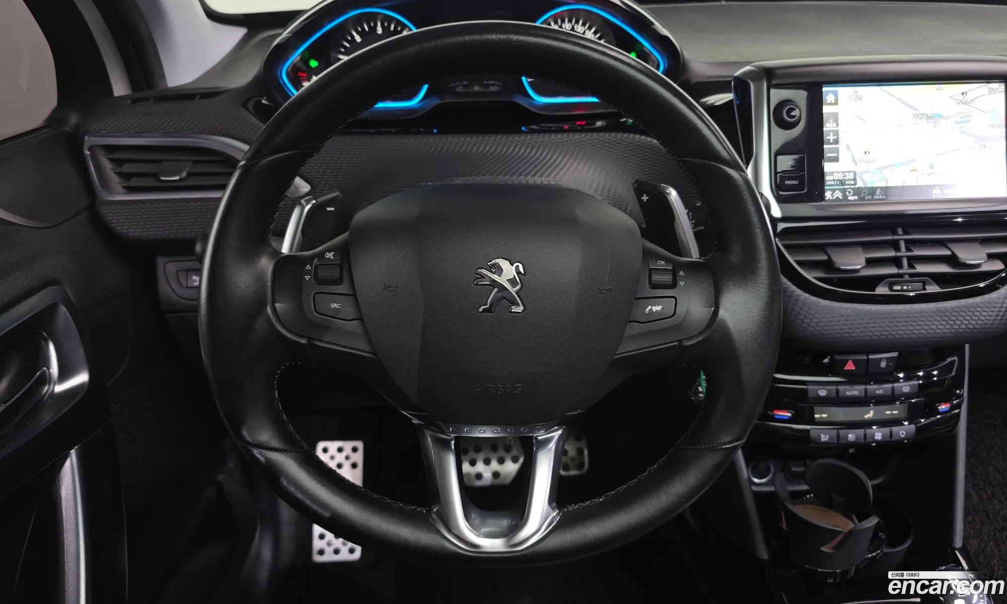 Peugeot 2008 2017 VF3CUBHYMHY002853 — 9