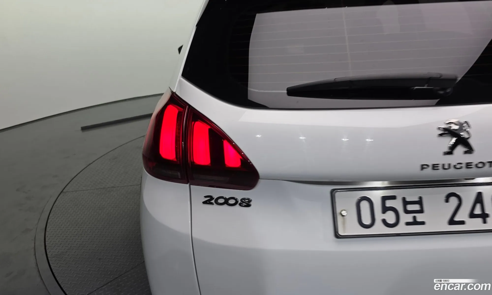 Peugeot 2008 2017 VF3CUBHYMHY002853 — 27