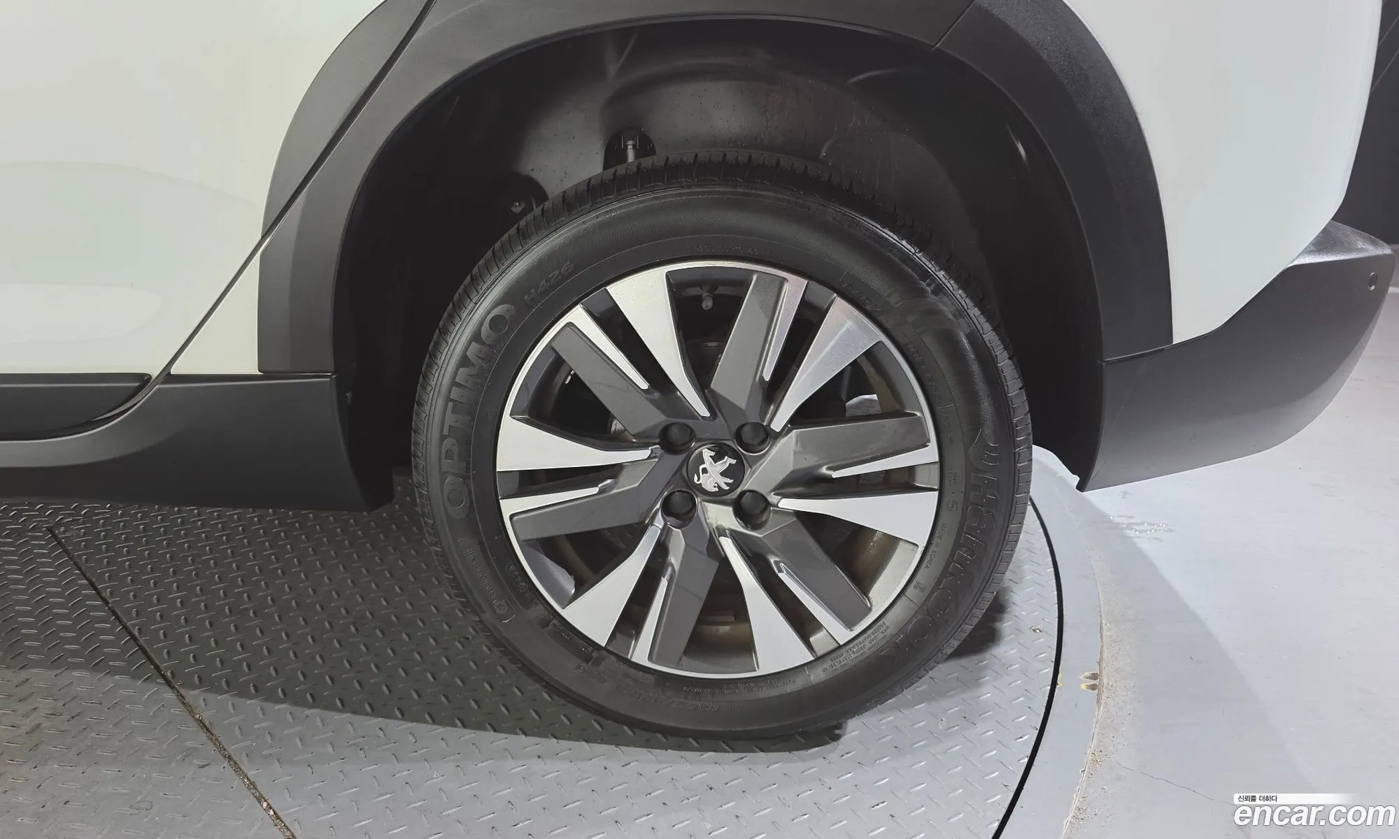 Peugeot 2008 2017 VF3CUBHYMHY002853 — 19