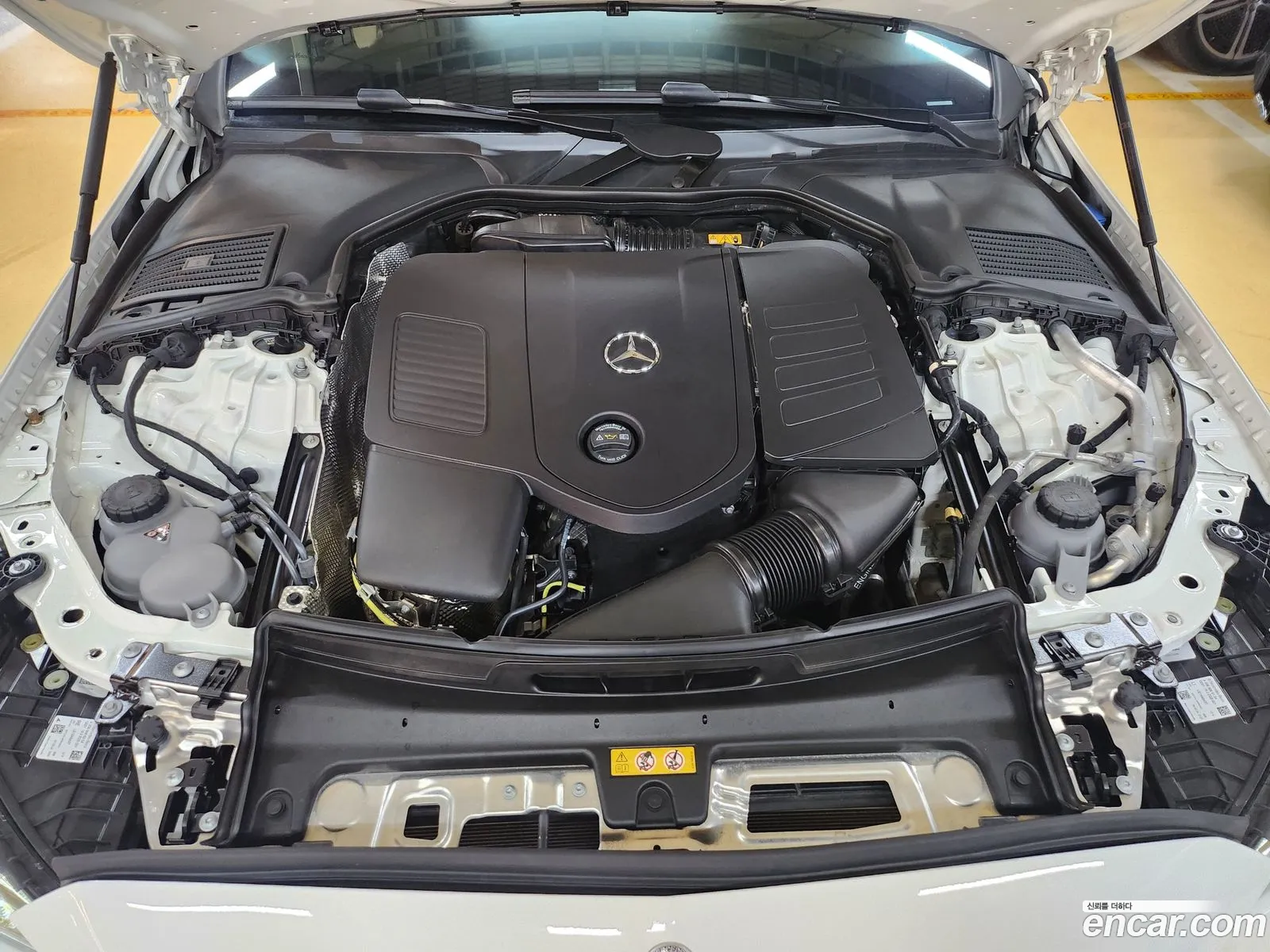Mercedes-Benz C-Class W206 2024 — 20
