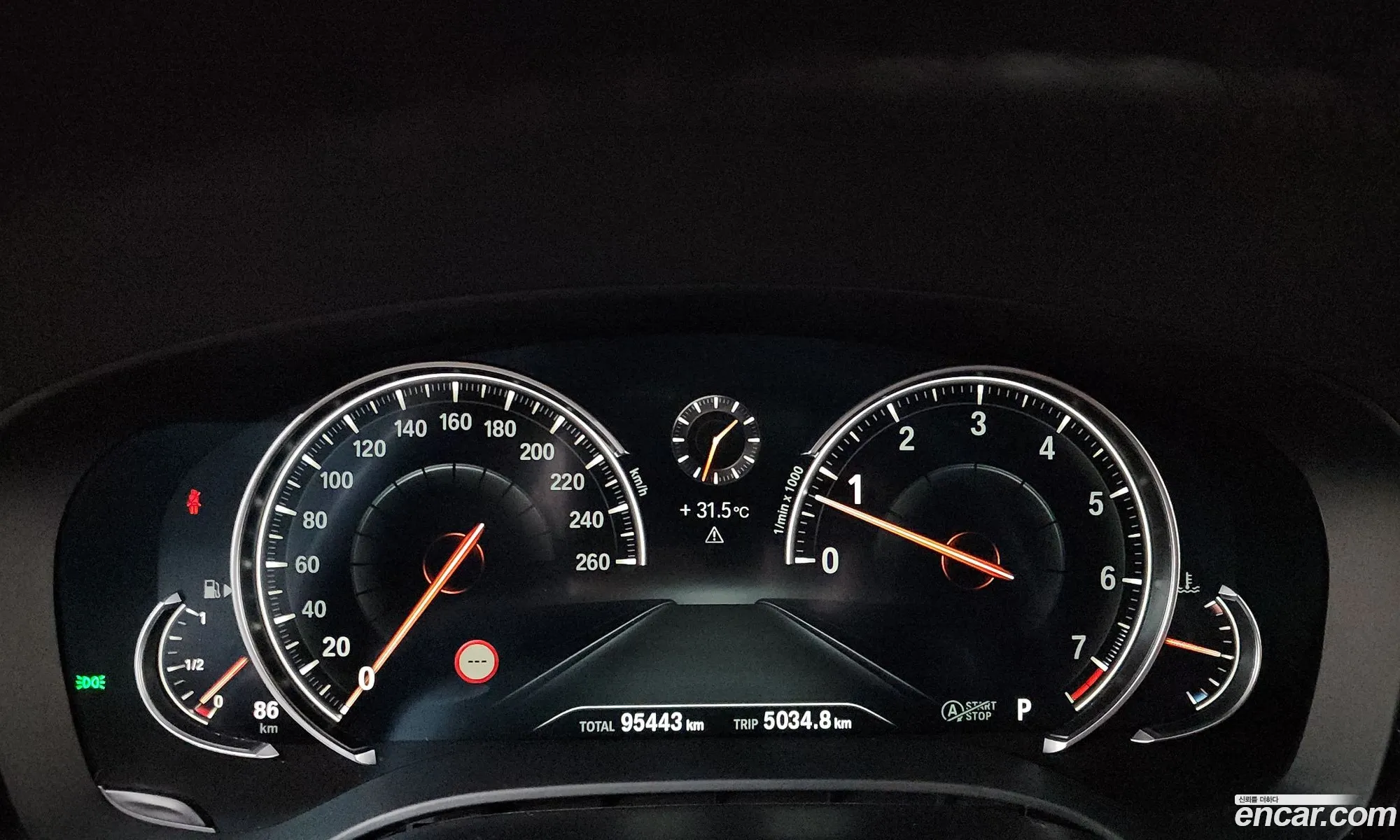 BMW 5 Series 2018 WBAJD9103JWC12384 — 25