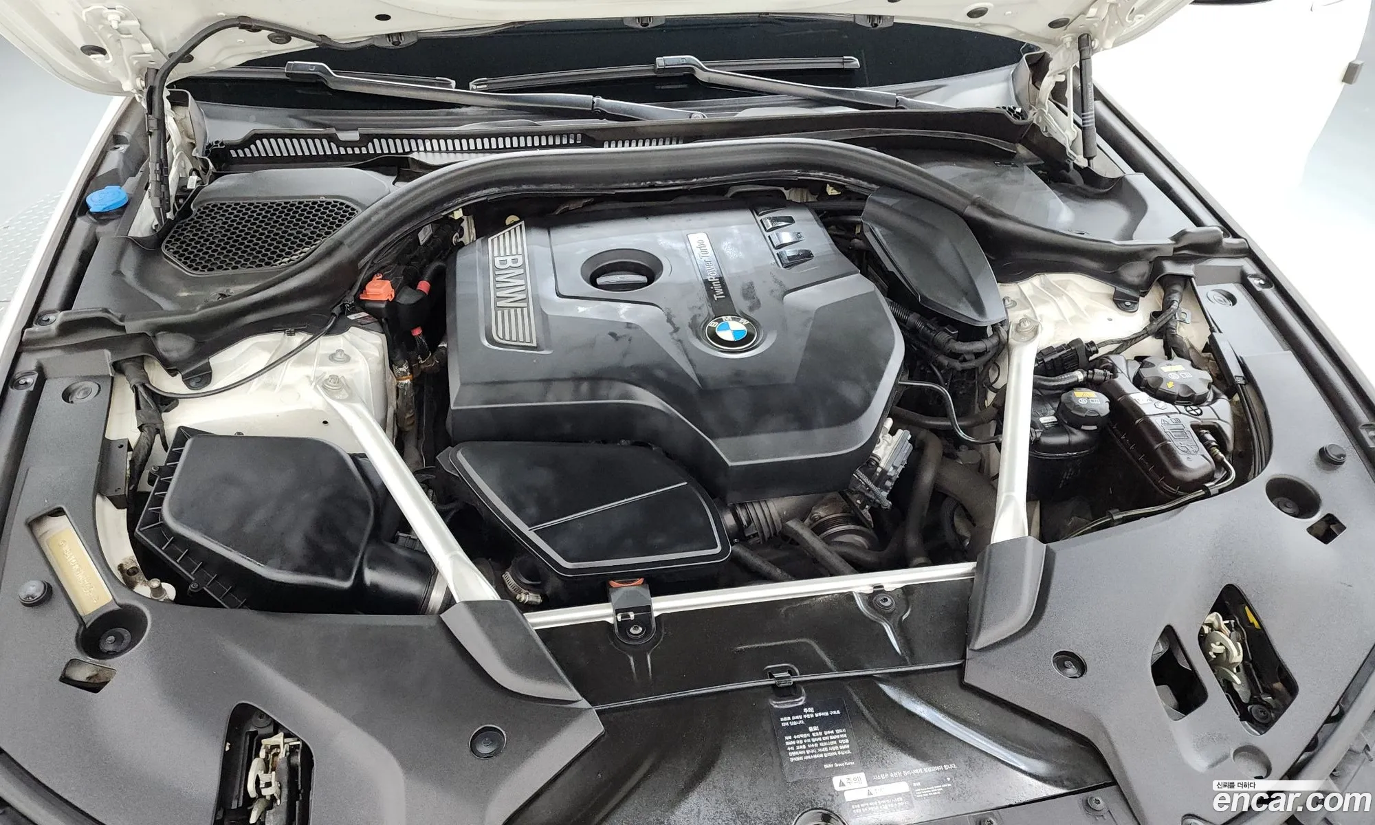 BMW 5 Series 2018 WBAJD9103JWC12384 — 8