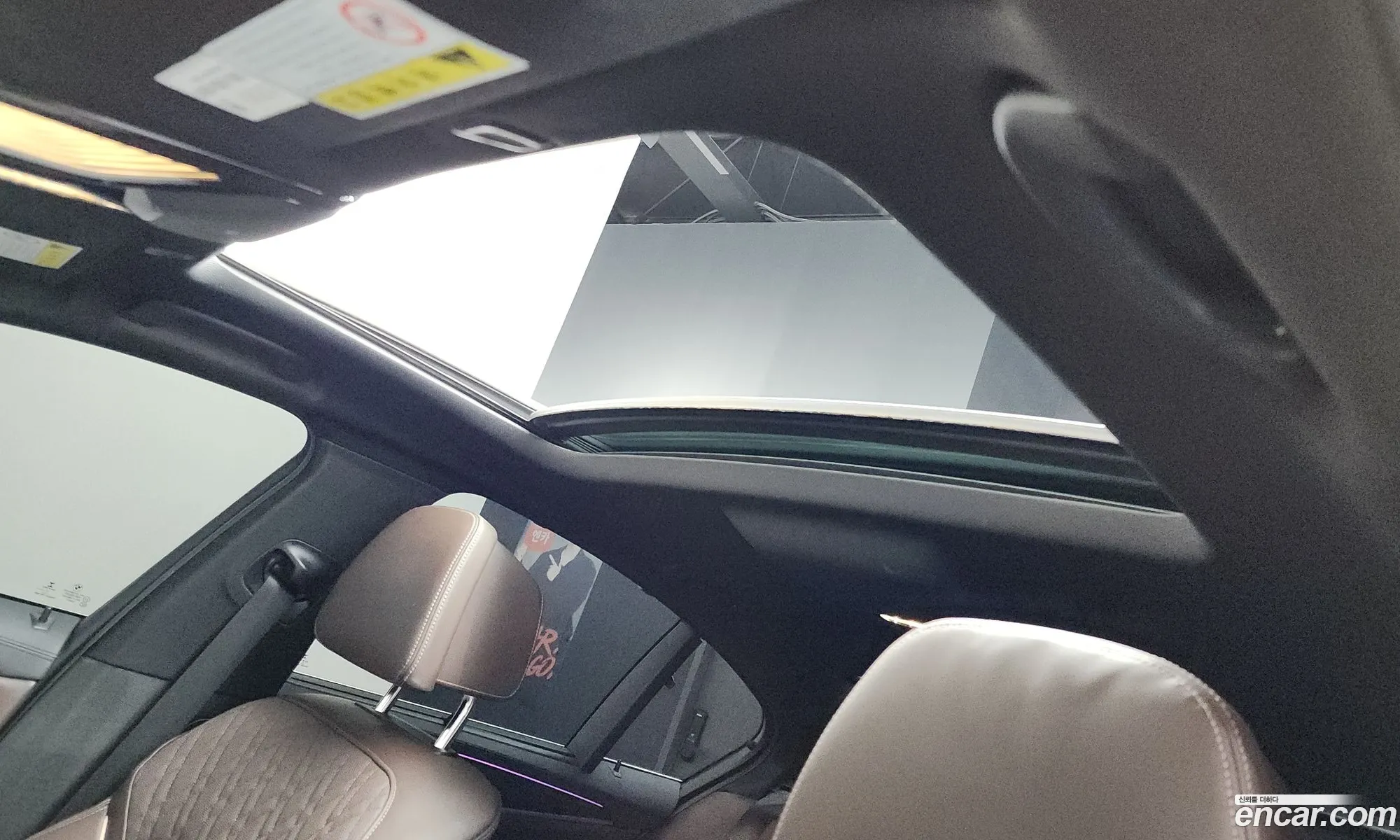 BMW 5 Series 2018 WBAJD9103JWC12384 — 32