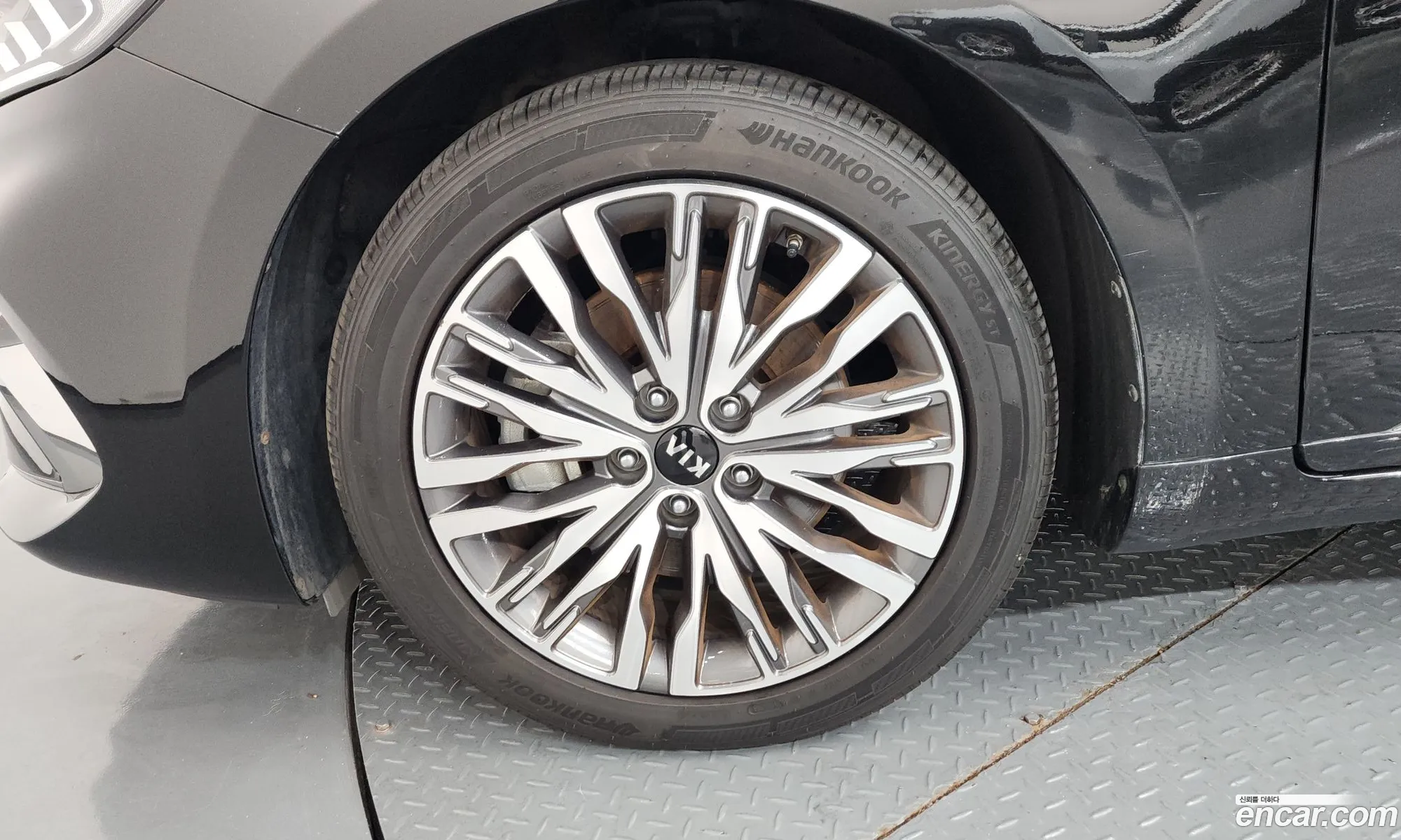Kia K7 Premier 2020 KNALD416BLA217335 — 9