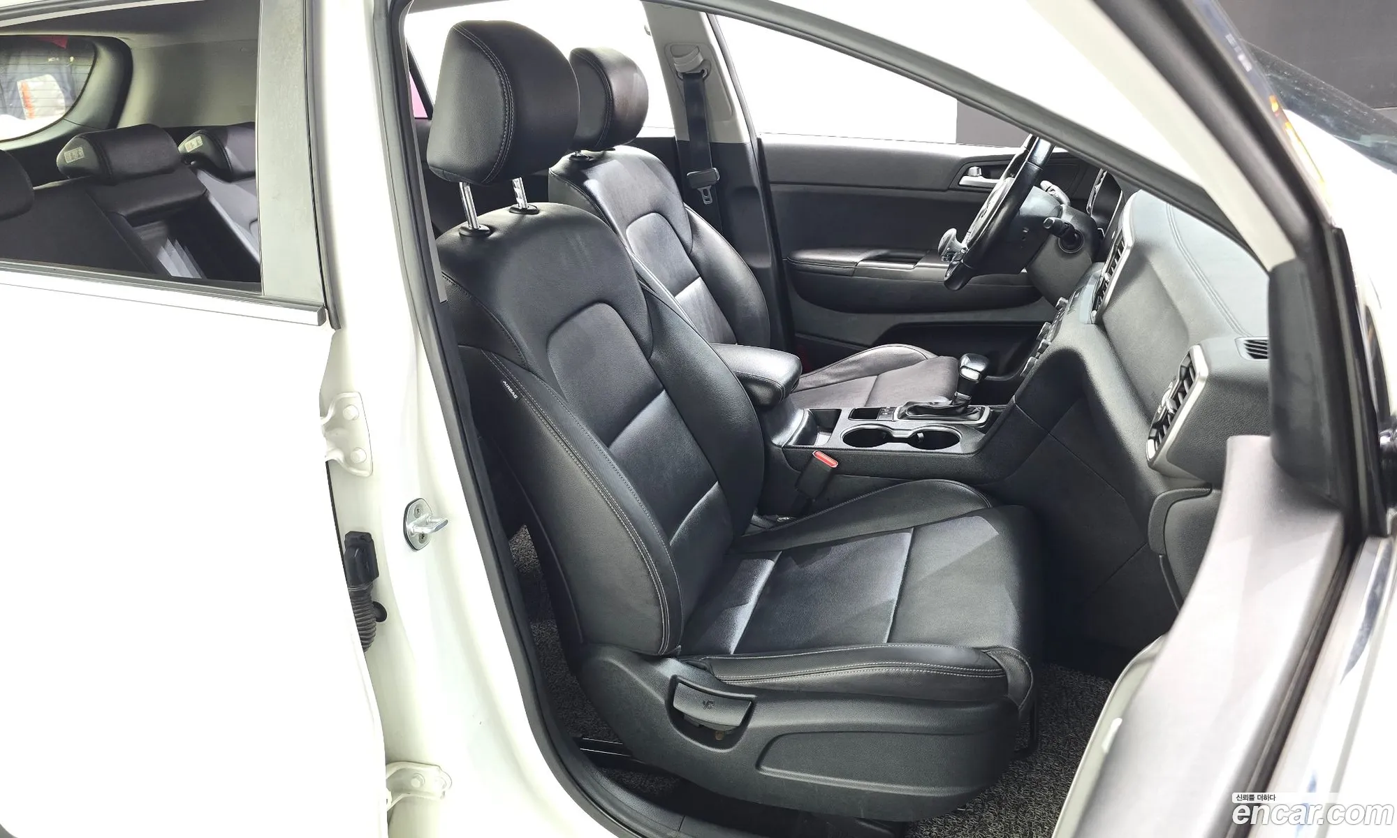 Kia Sportage 2015 — 30