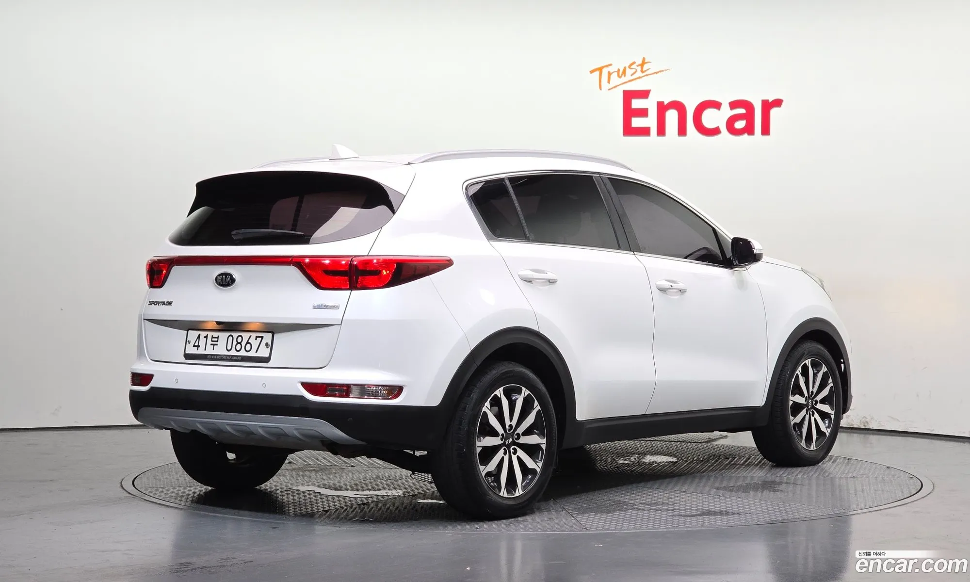 Kia Sportage 2015 — 17