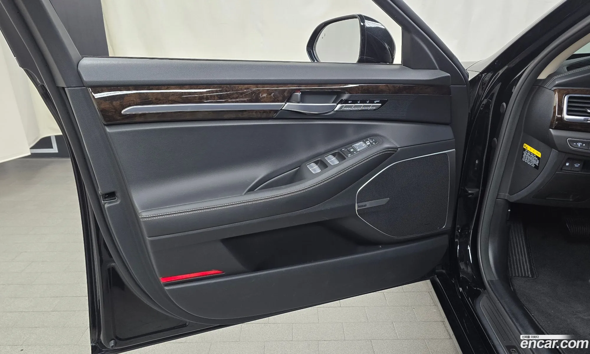 Genesis G90 2021 — 6