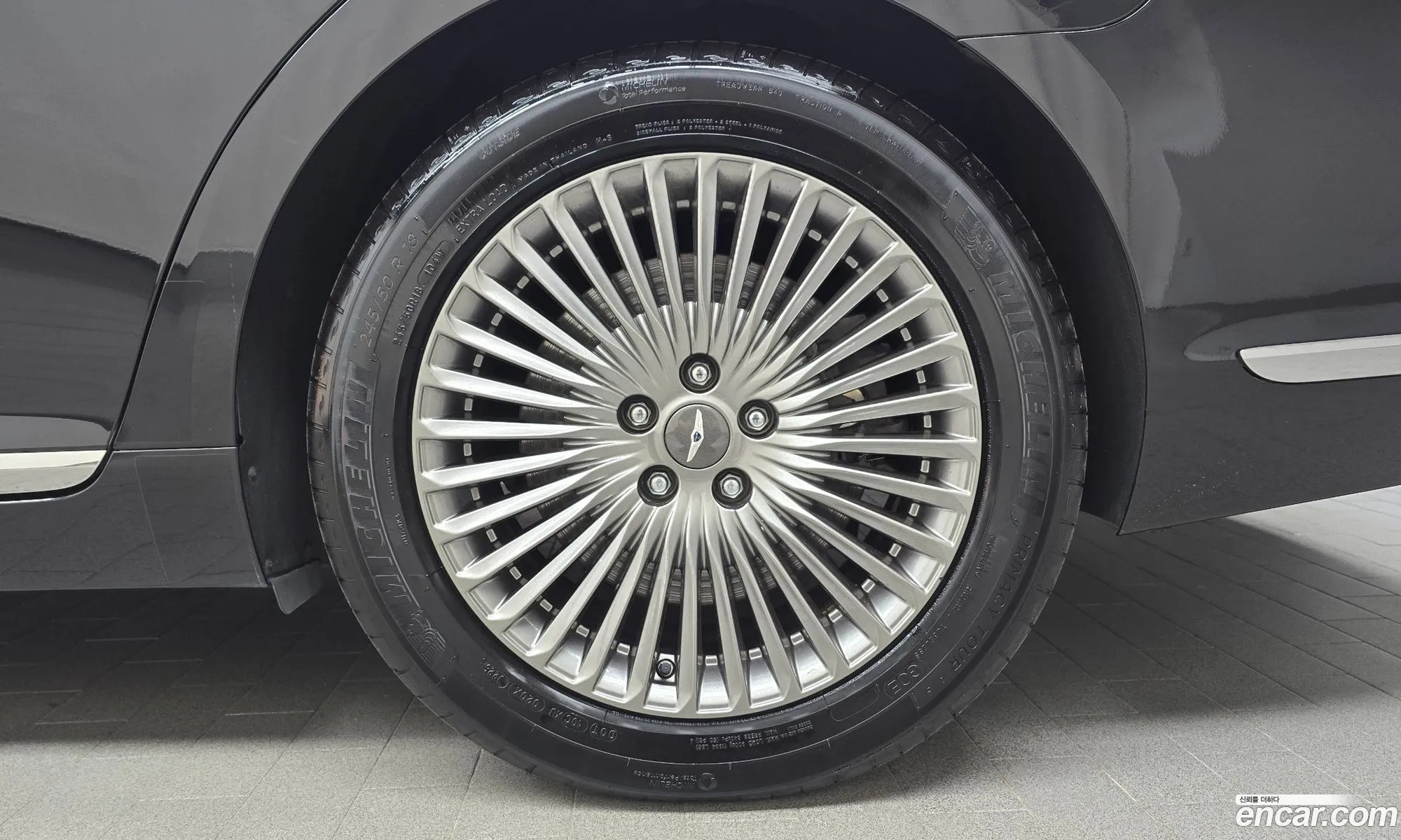 Genesis G90 2021 — 7