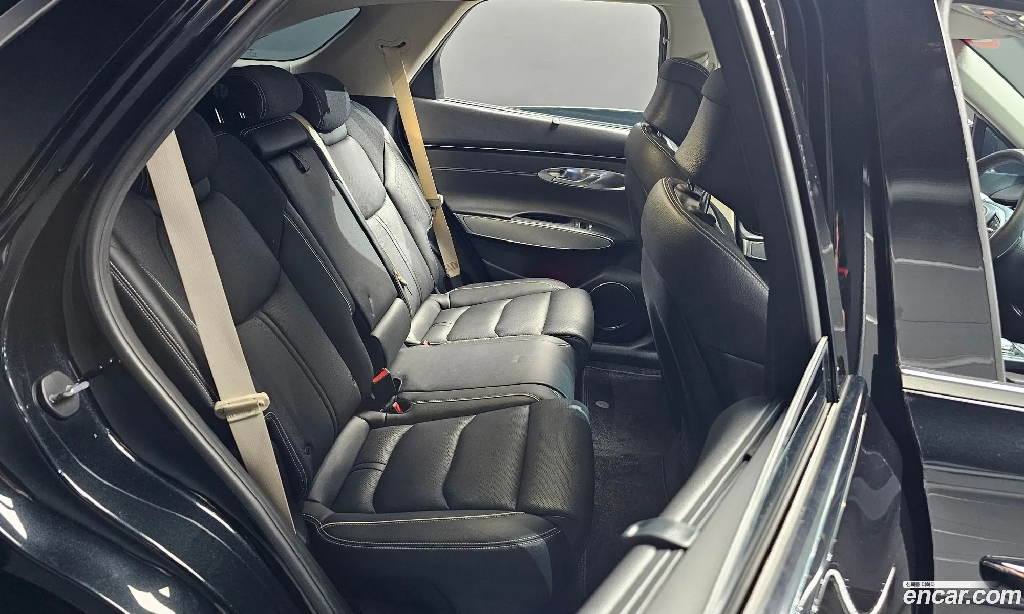 Genesis Electrified GV70 2022 — 32