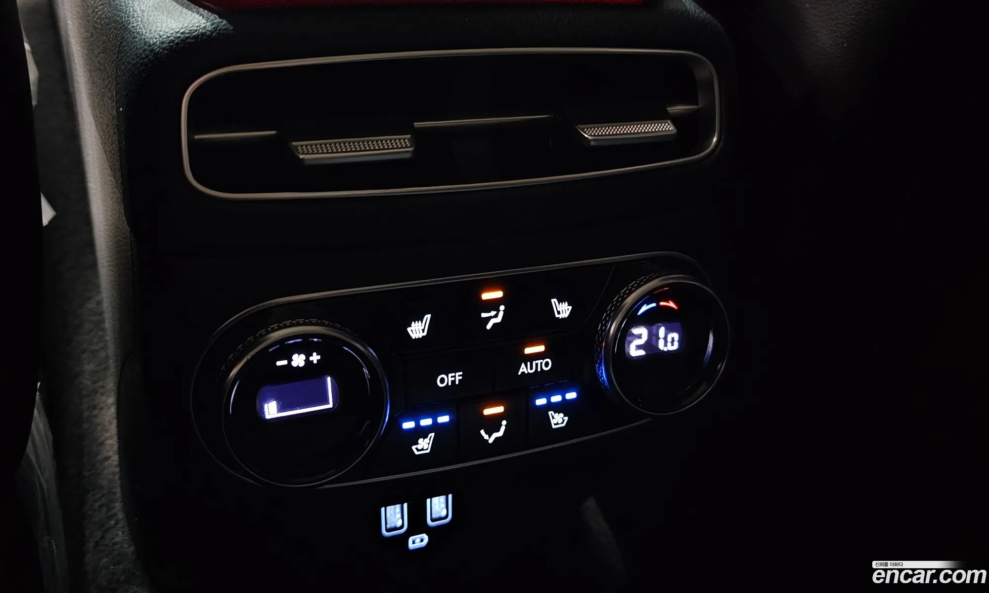 Genesis Electrified GV70 2022 — 23