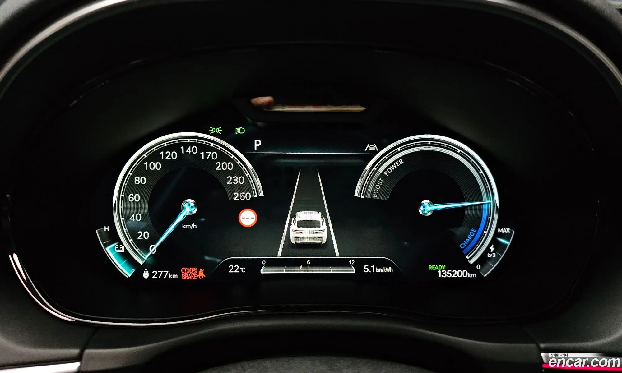 Genesis Electrified GV70 2022 — 17