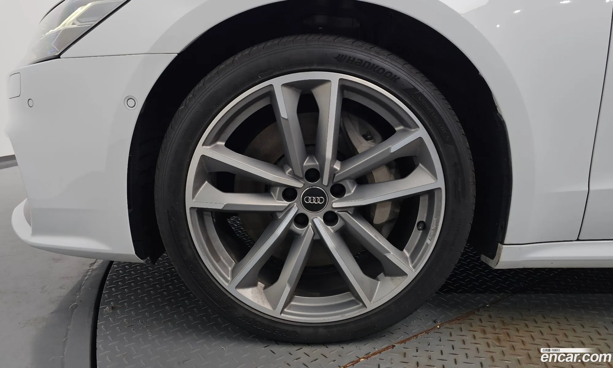 Audi A7 2020 — 32