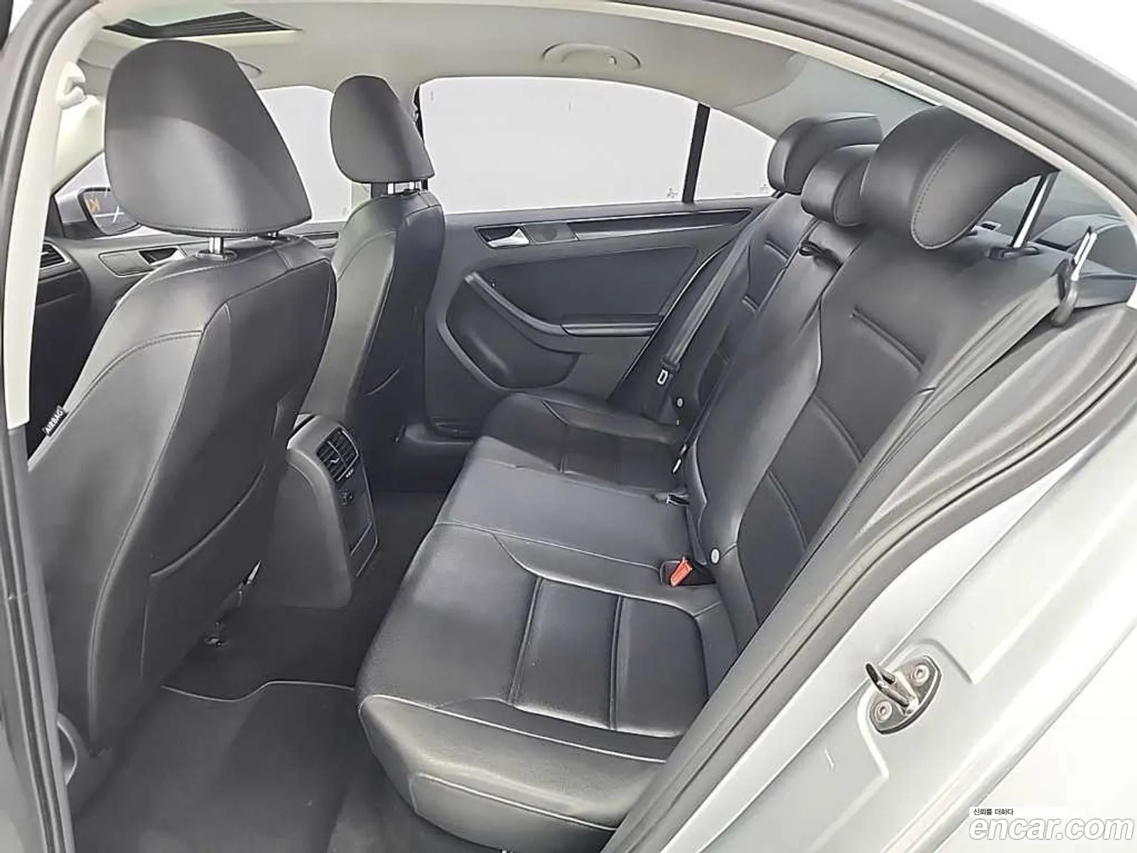 Volkswagen Jetta 2014 — 16