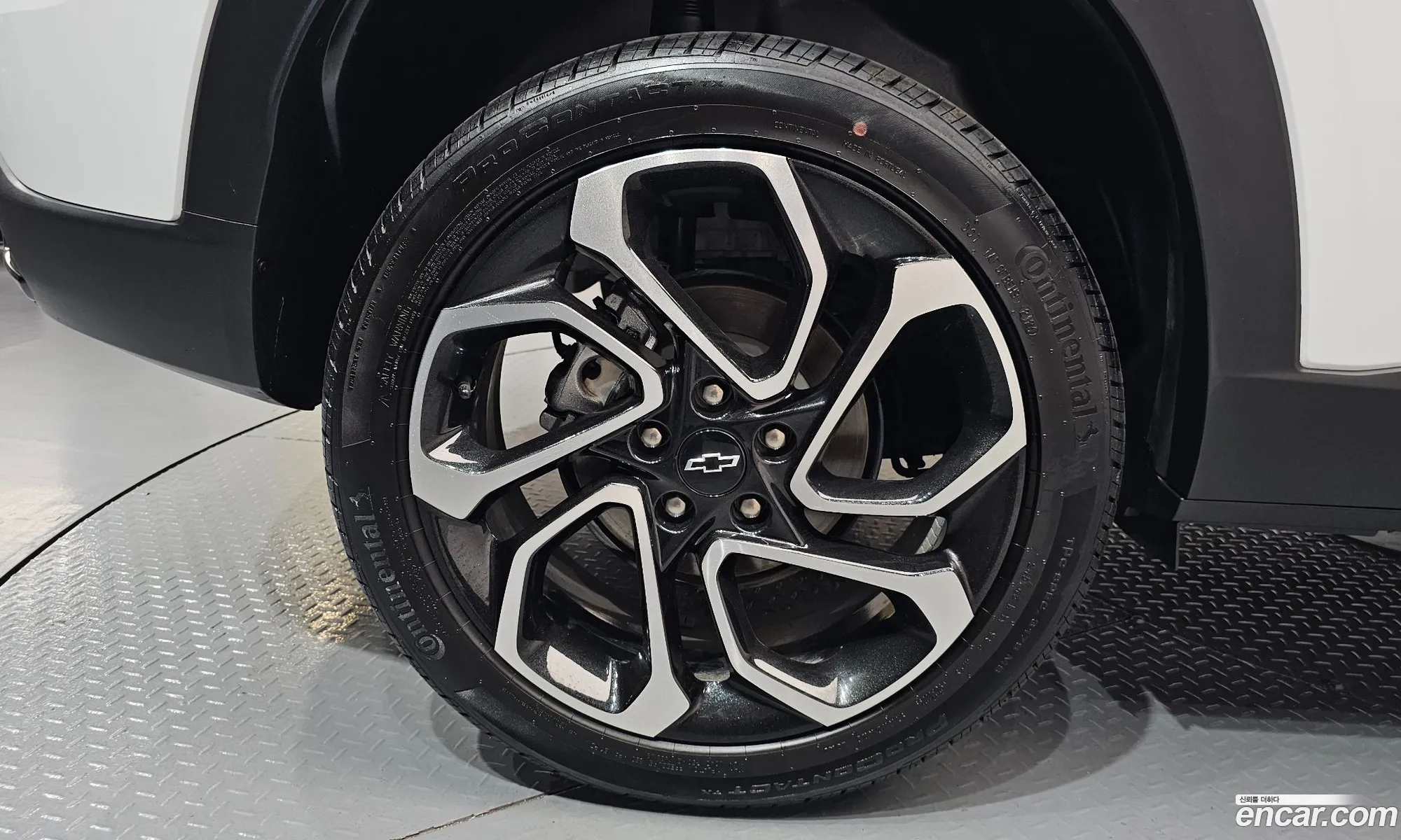 Chevrolet (GM Daewoo) Trax Crossover 2025 — 23
