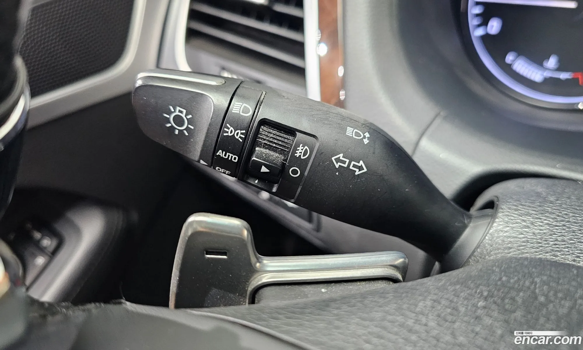 Hyundai Genesis DH 2016 — 30