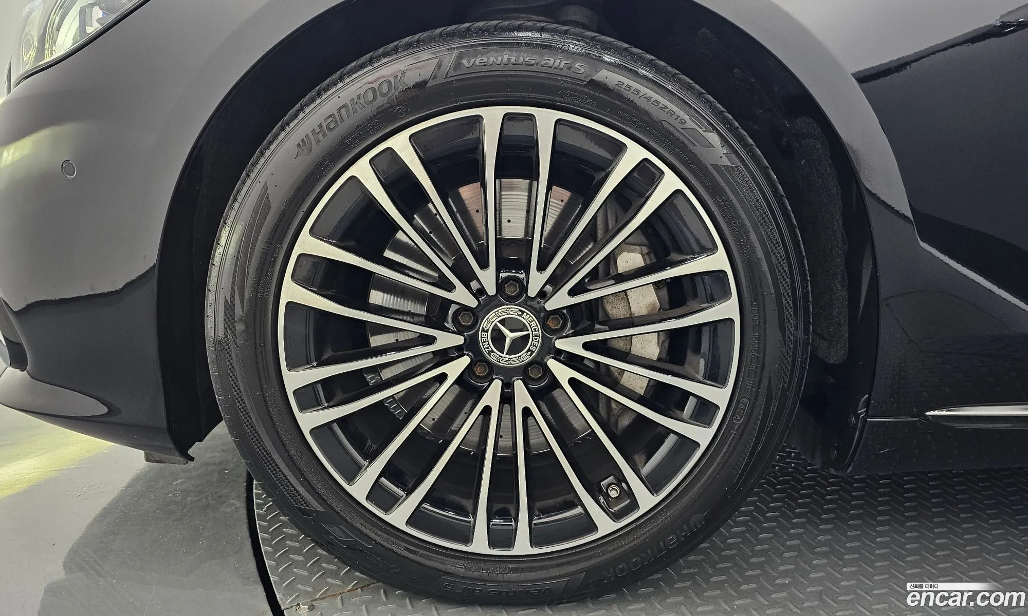Mercedes-Benz S-Class W223 2022 — 19