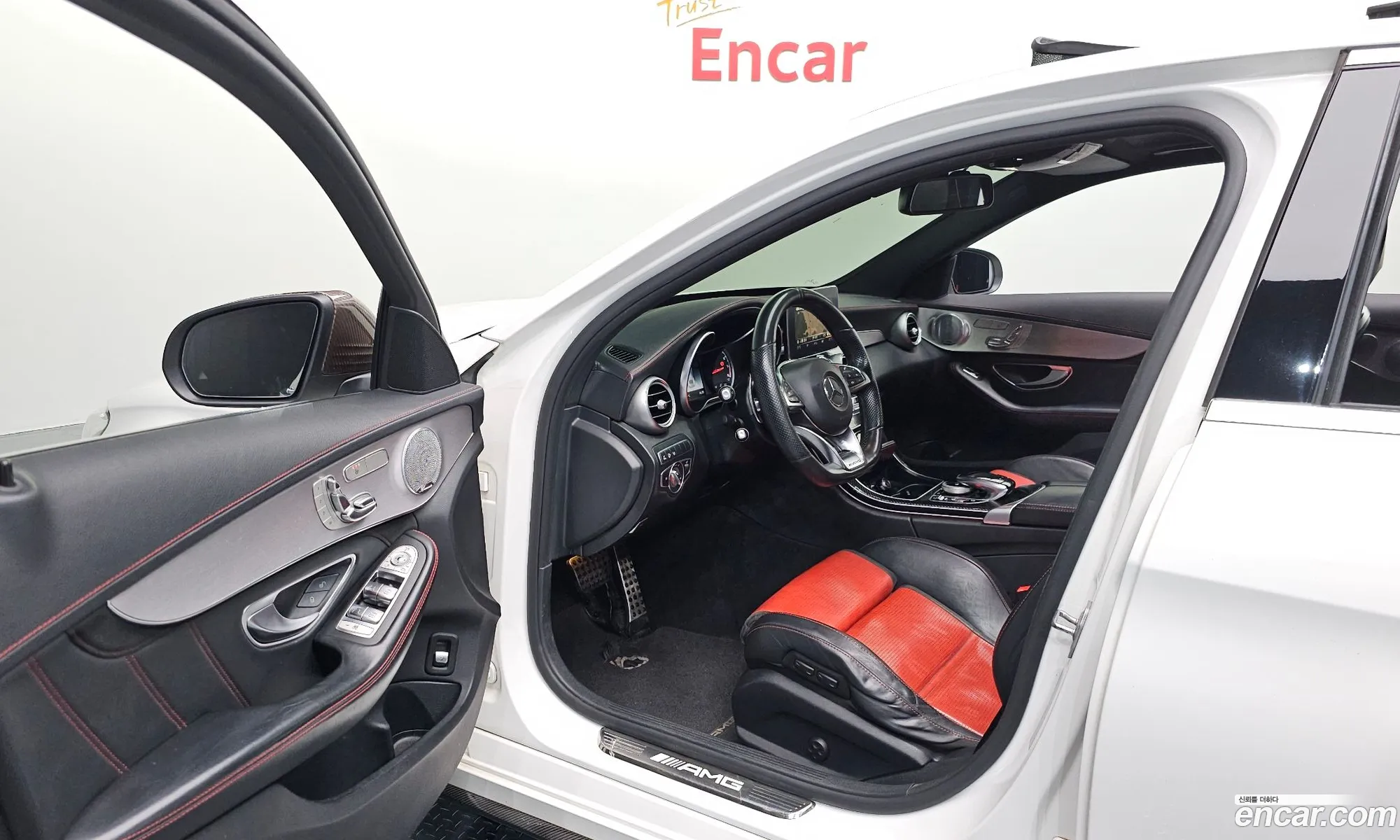 Mercedes-Benz C-Class W205 2018 — 12