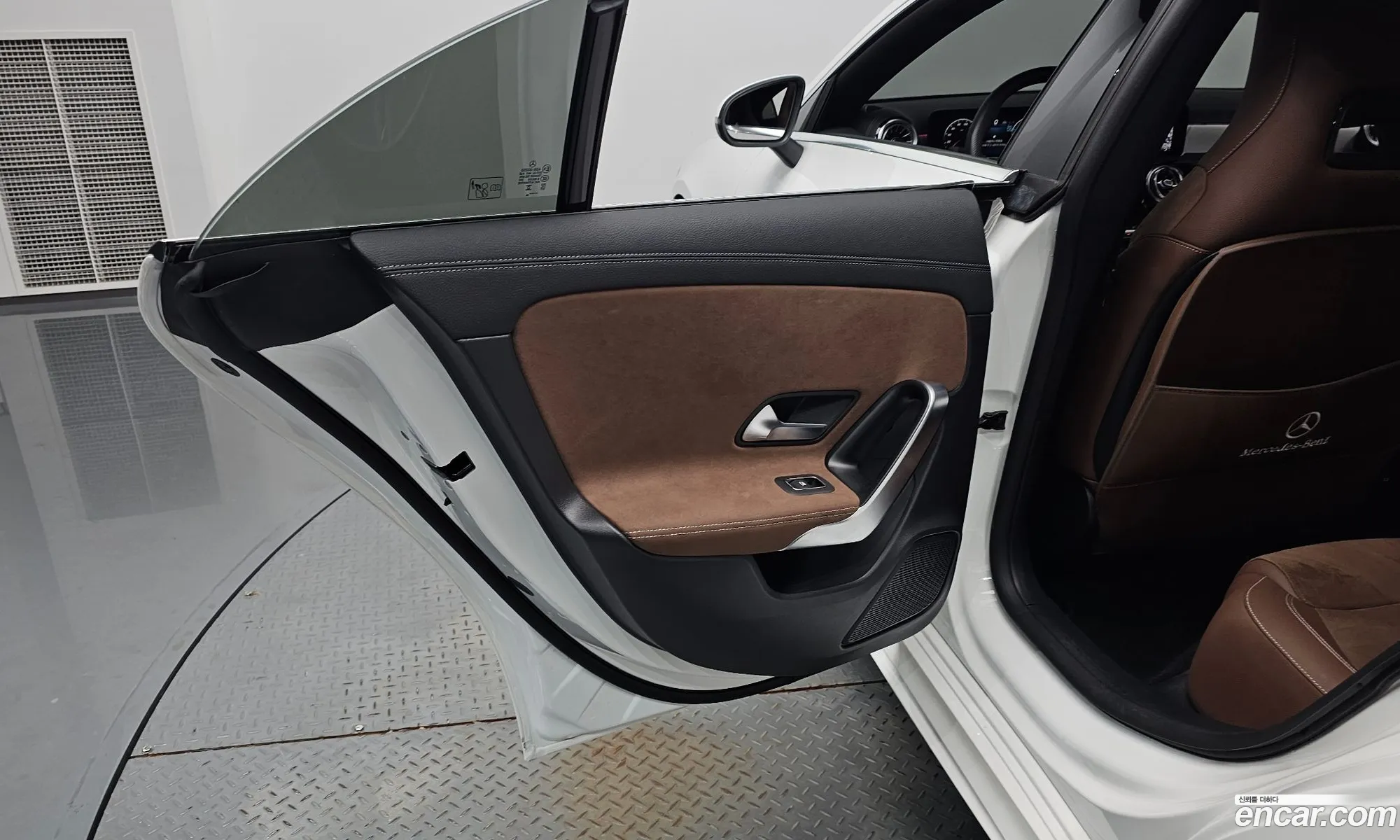 Mercedes-Benz CLA-Class C118 2024 — 24