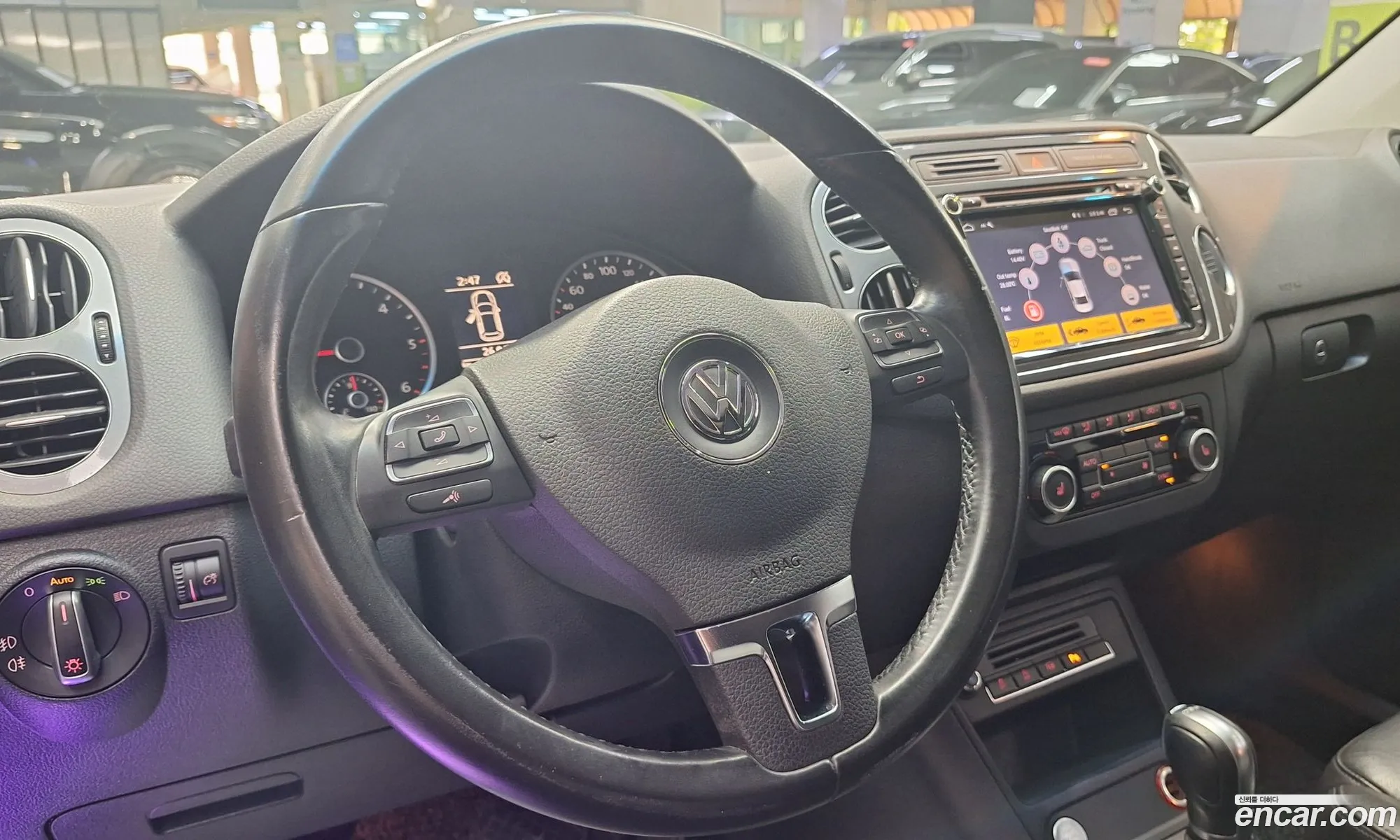 Volkswagen Tiguan 2015 — 11