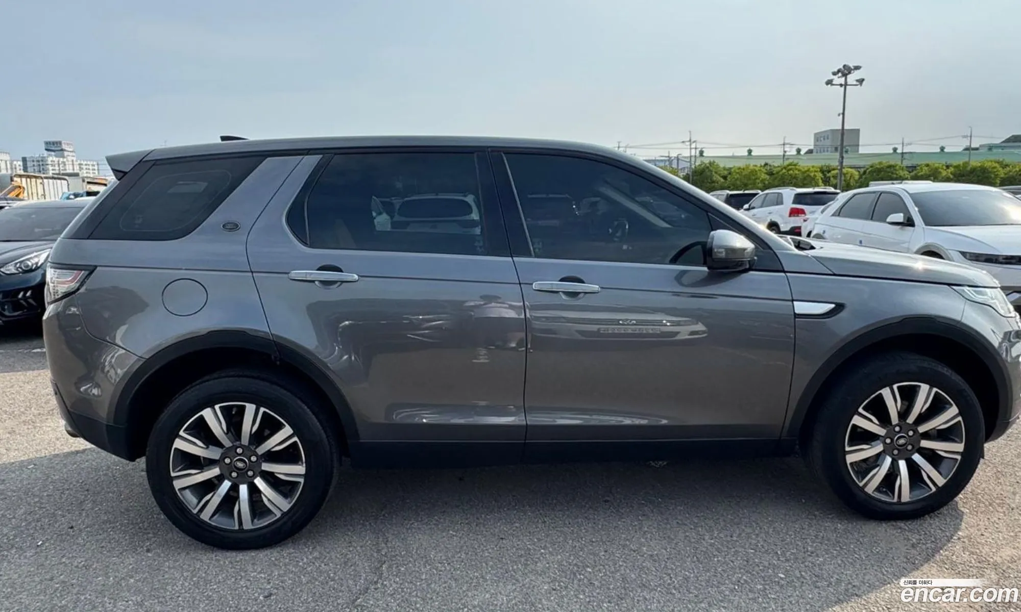 Land Rover Discovery Sport 2018 — 4