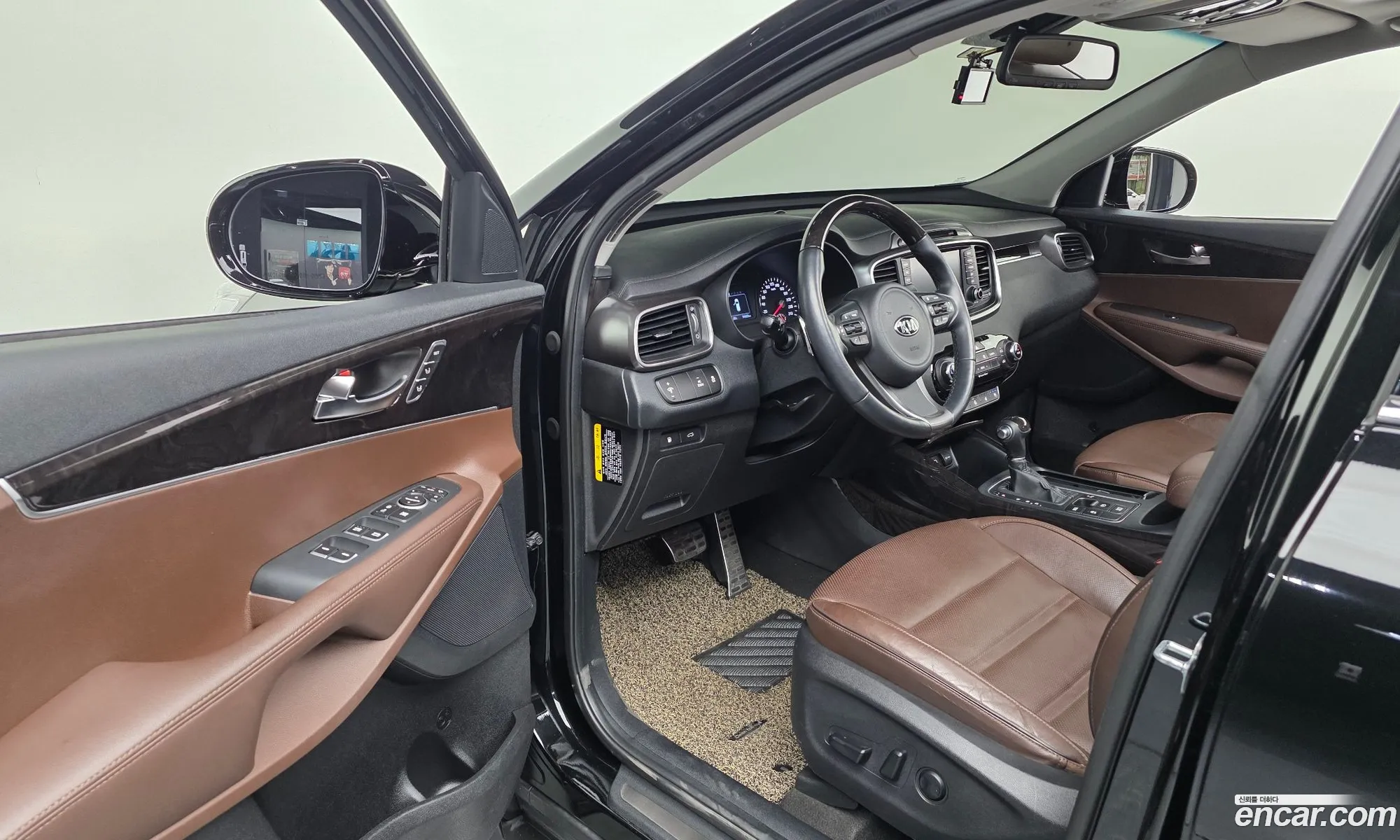 Kia Sorento 2016 — 16
